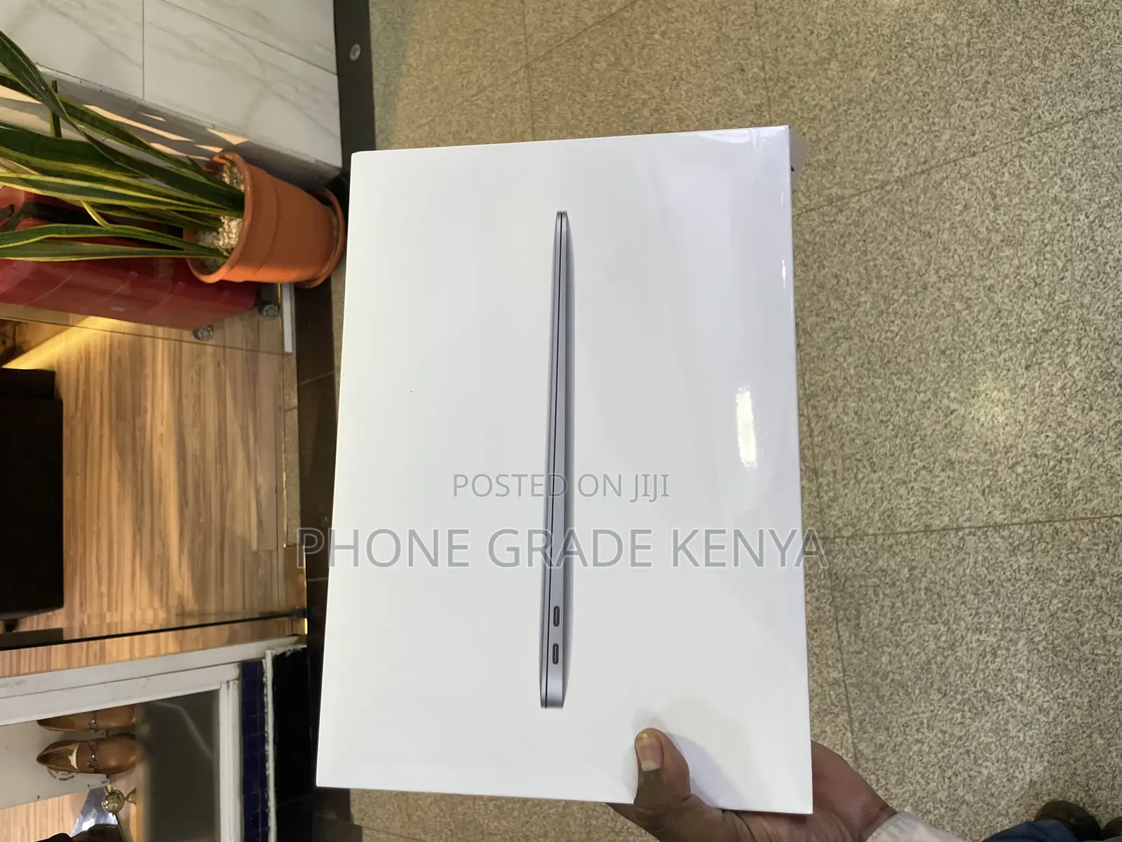New Laptop Apple MacBook Air 2020 M1 8GB Apple M1 SSD 256GB