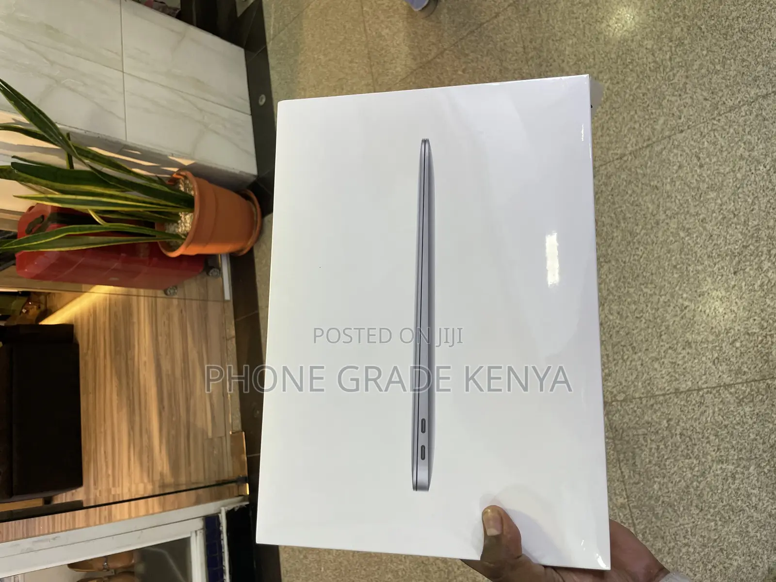 New Laptop Apple MacBook Air 2020 M1 8GB Apple M1 SSD 256GB