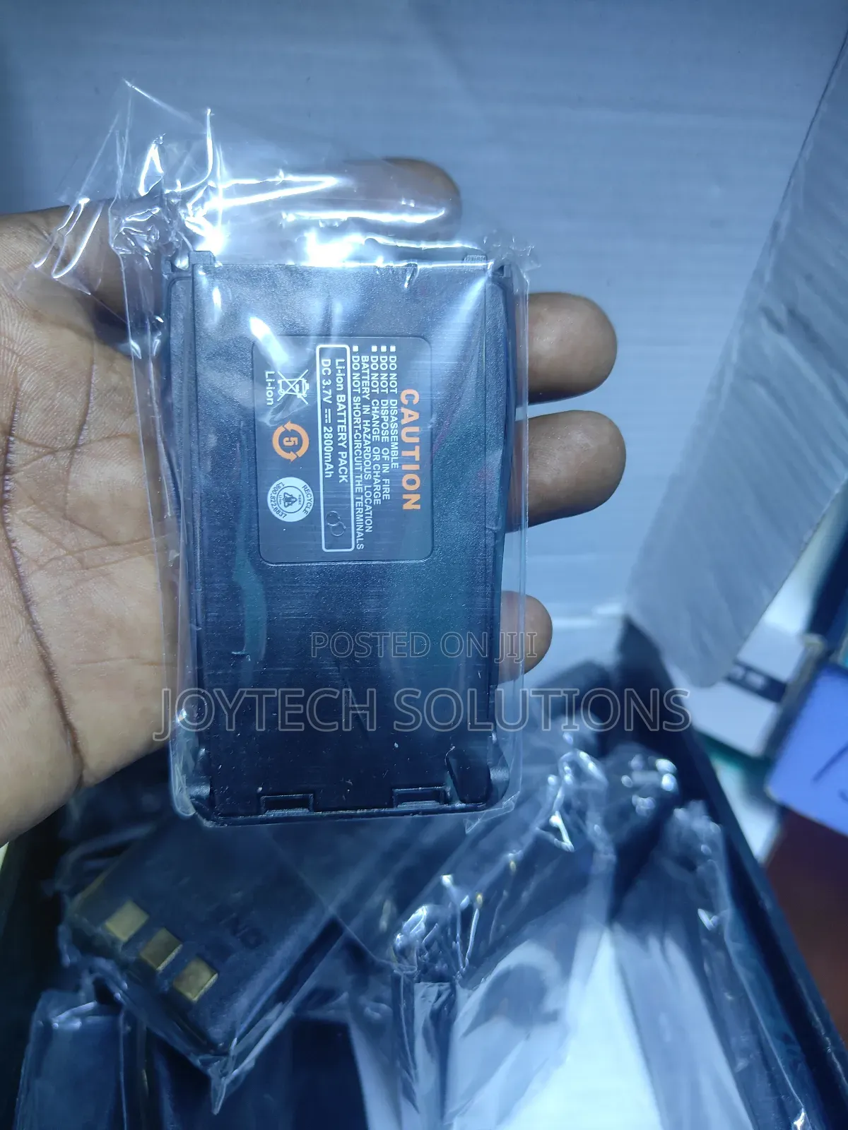 Radio Call Triple 888s Batteries Walkie Talkie.