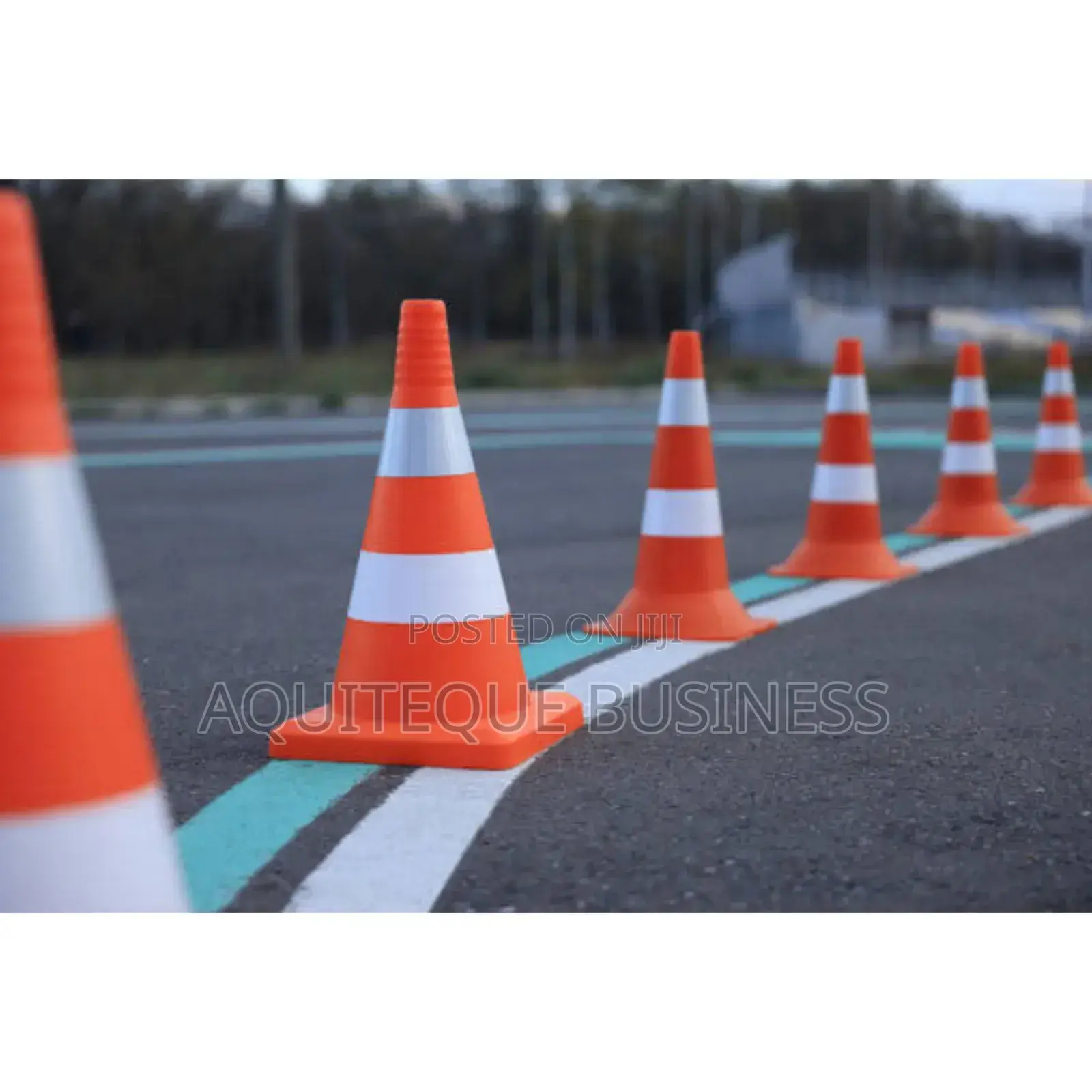 Safety Cones. Heavy Duty