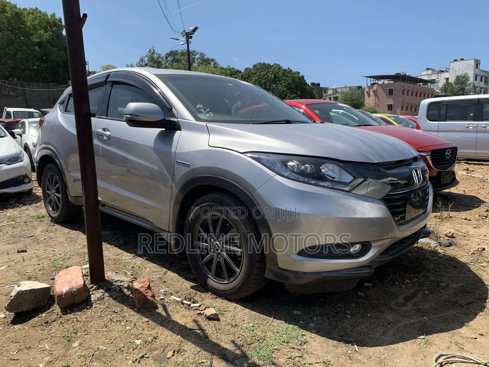 Honda Vezel 1.5 Hybrid 2WD 2017 Silver