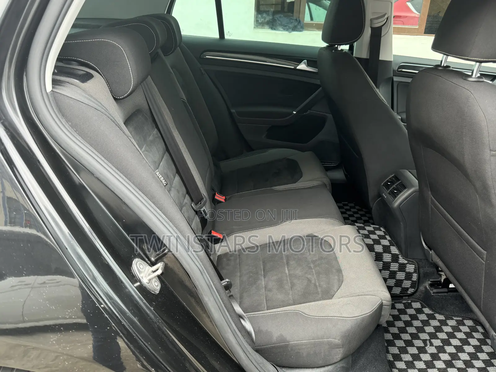 Volkswagen Golf TSI SEL 4-Door FWD 2017 Matt Black