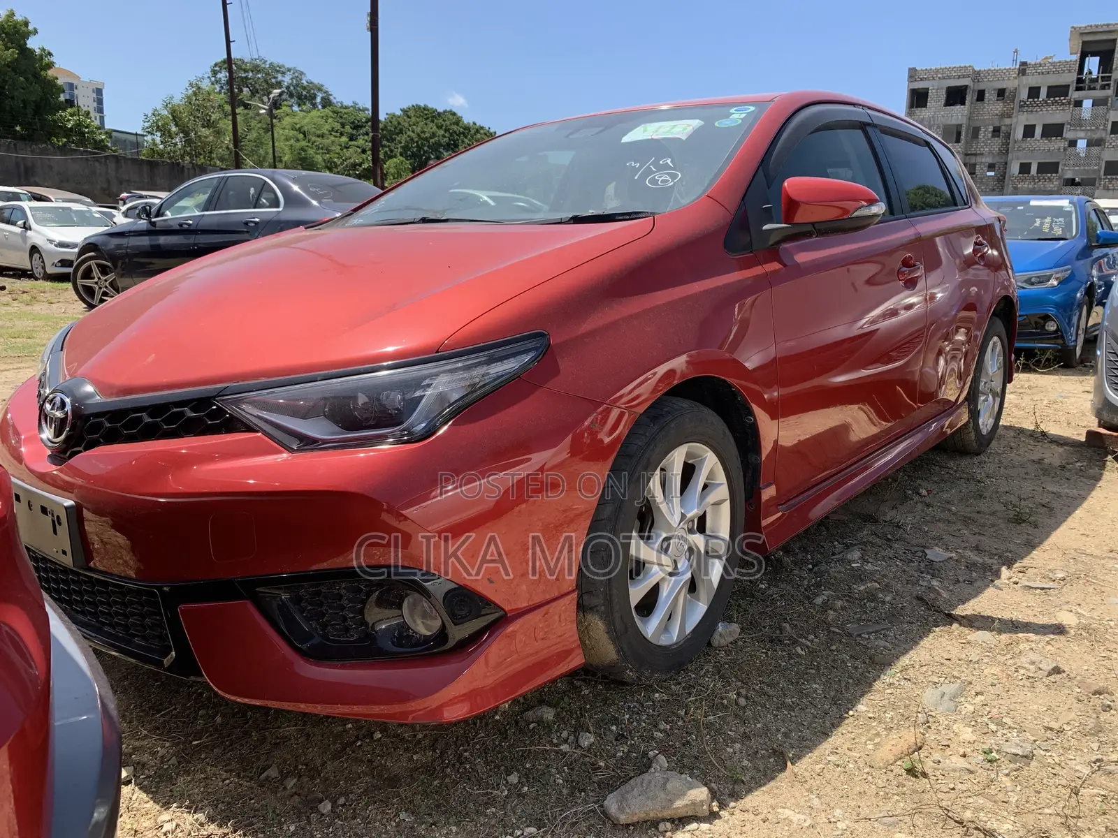Toyota Auris 2017 Red