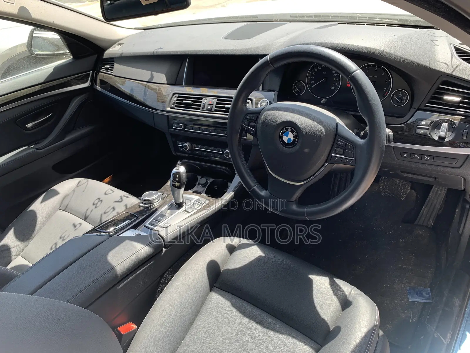 BMW 523i 2017 Pearl