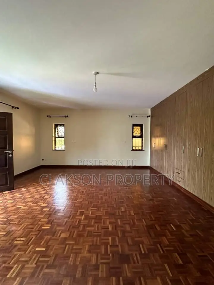 4bdrm Townhouse / Terrace in Lavngton, Lavington for rent