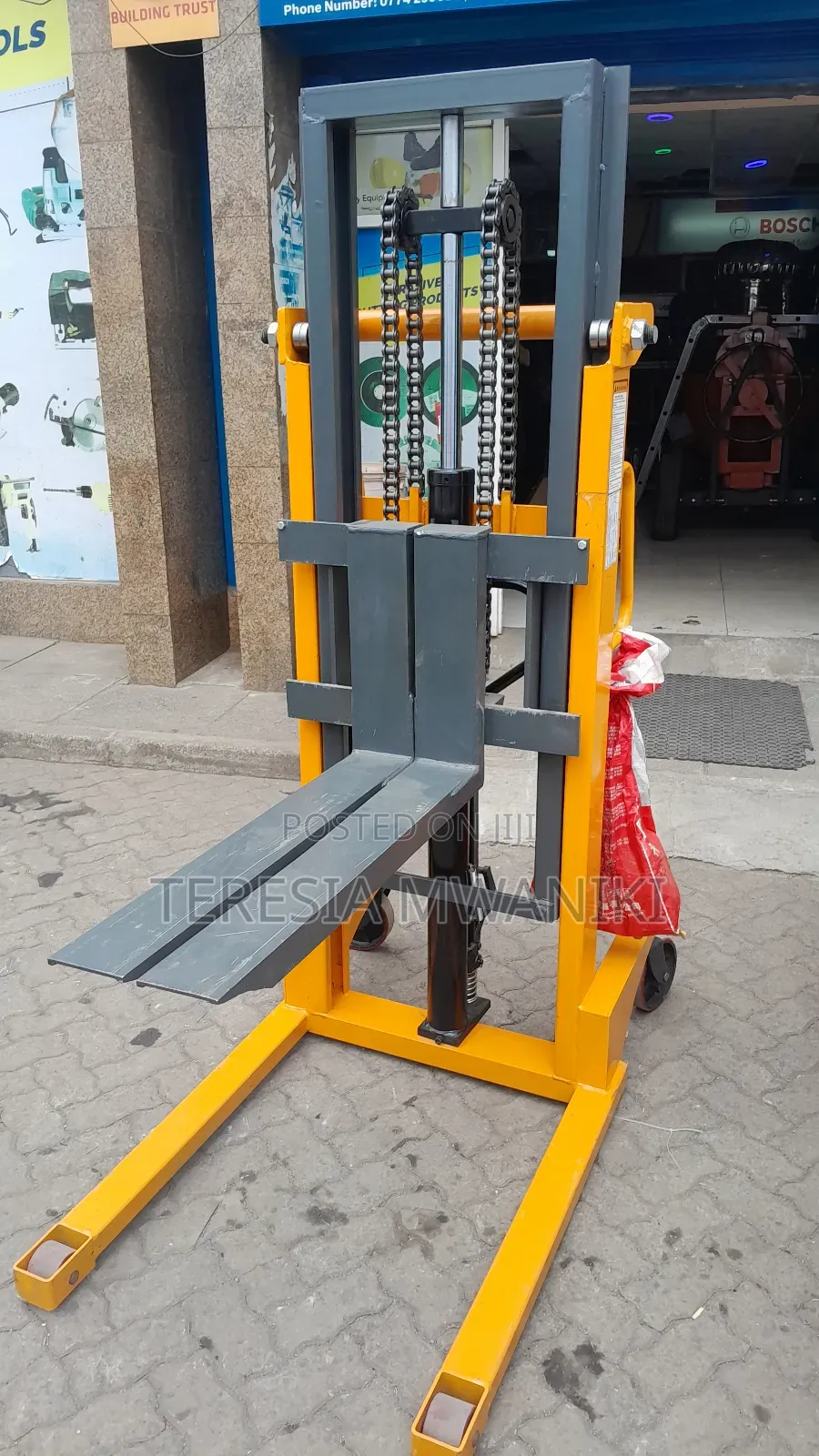 Manual Hydraulic Pallet Stacker