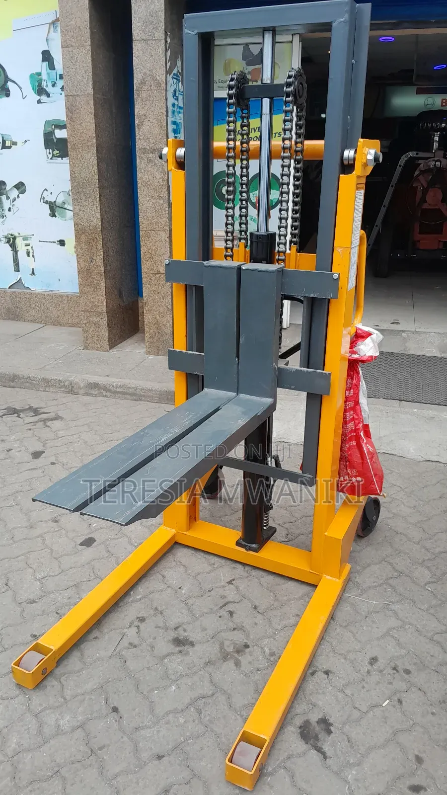 Manual Hydraulic Pallet Stacker