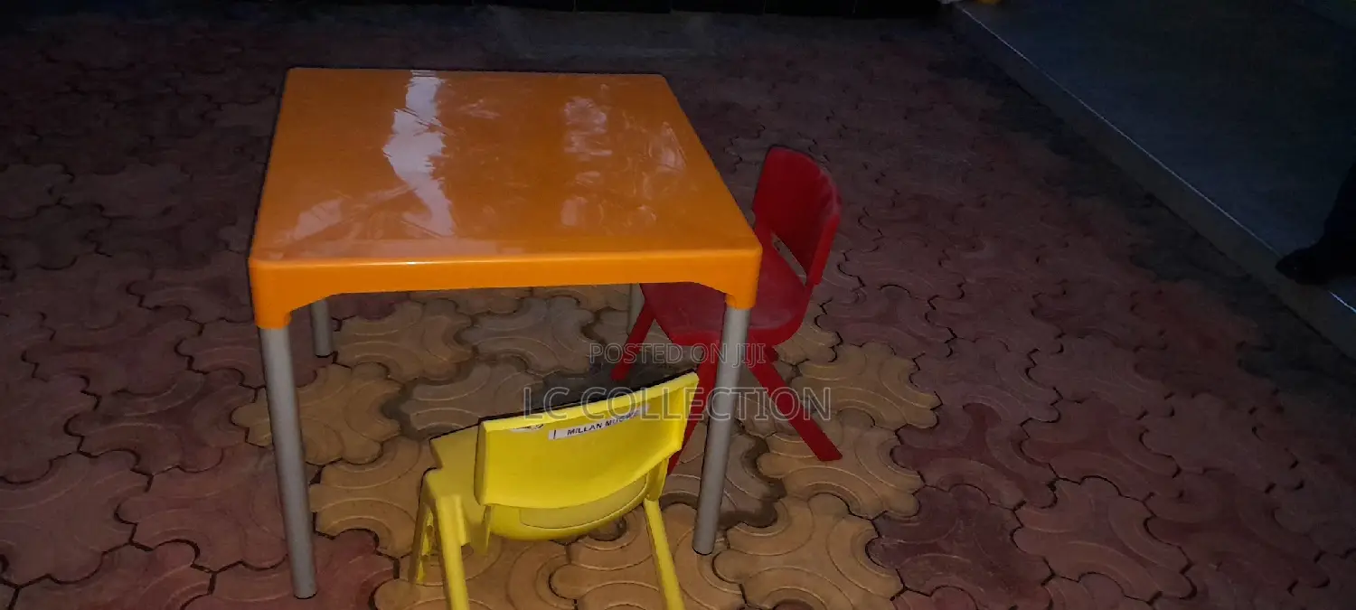Plastic Tables With Metal Tubing Legs for Children