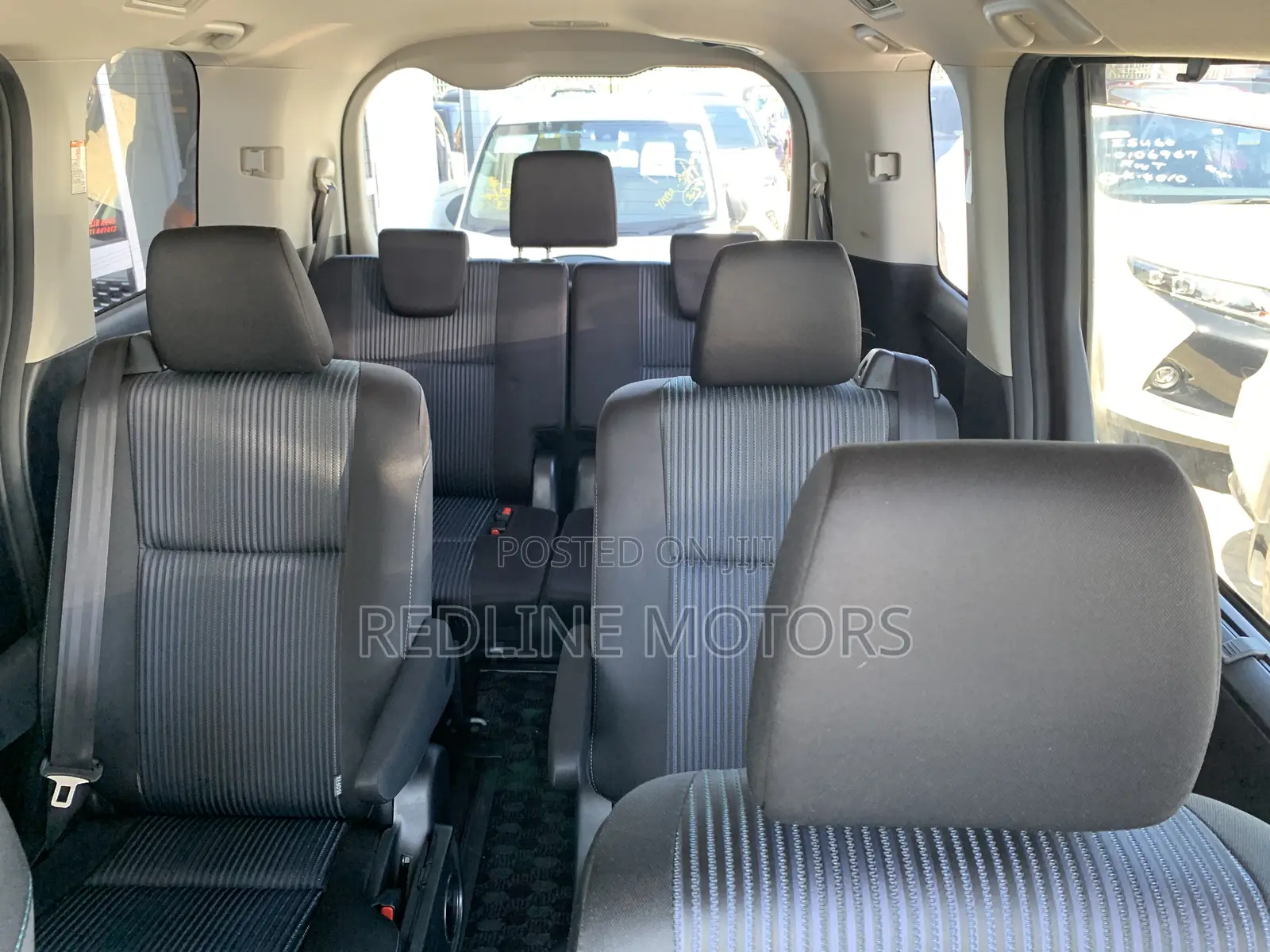 Toyota Voxy 2017 Gray