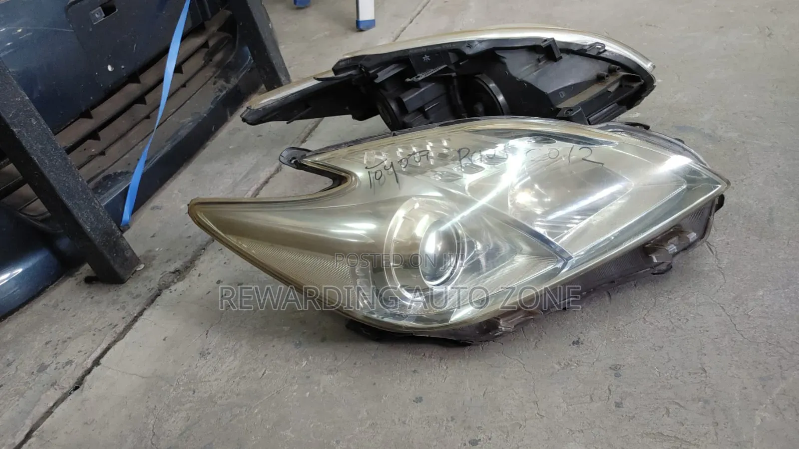 Prius 2009 Non Xenon Headlight.
