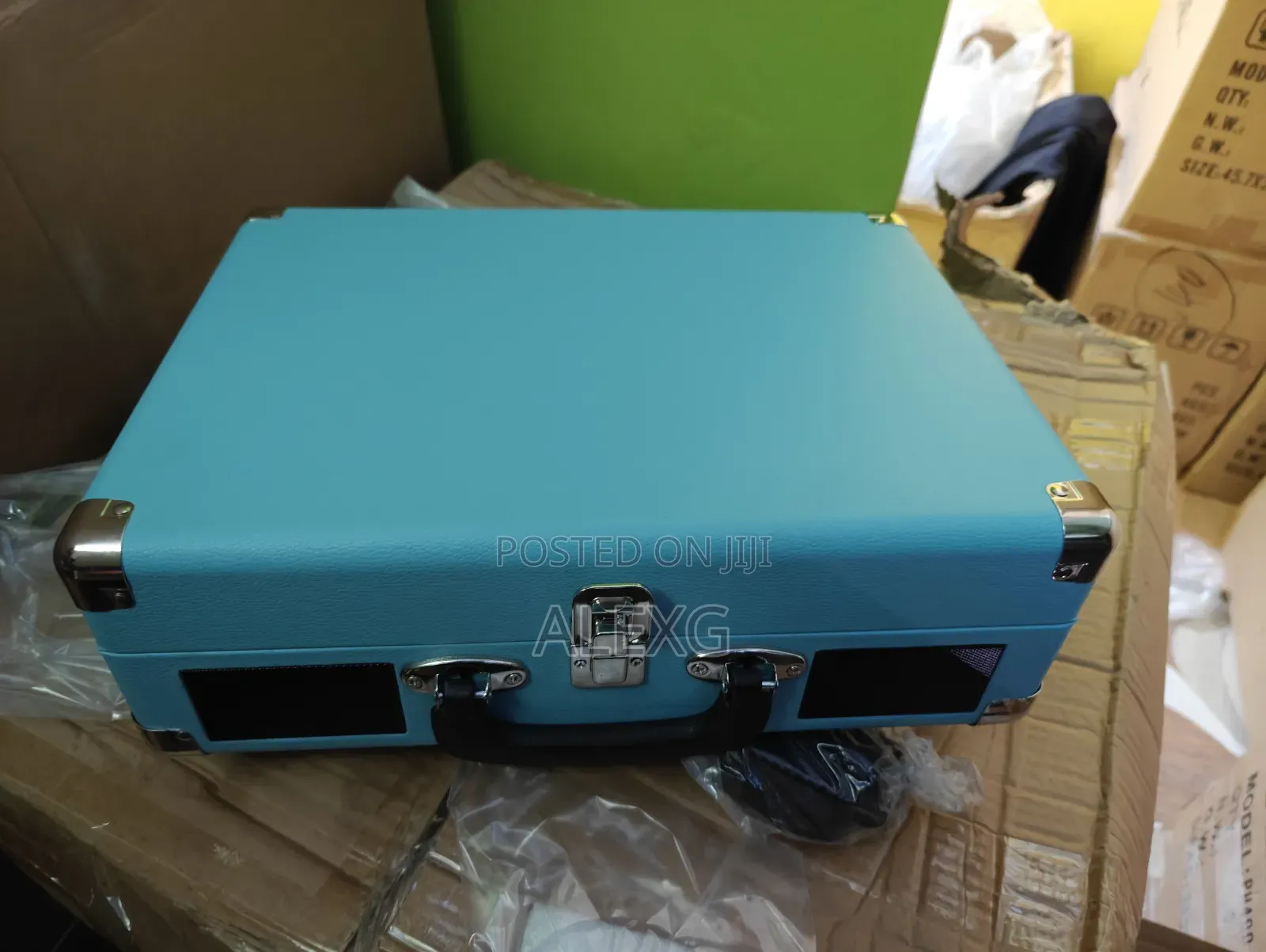 Digital Old School Turntable