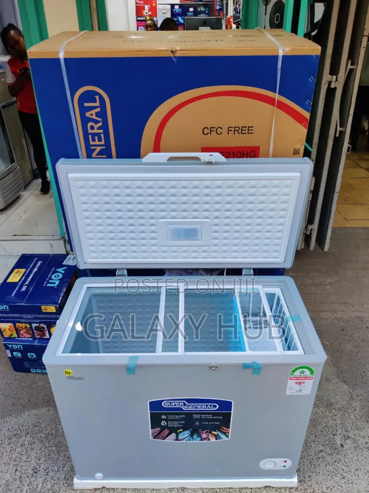BJS 110litres Chest Freezer