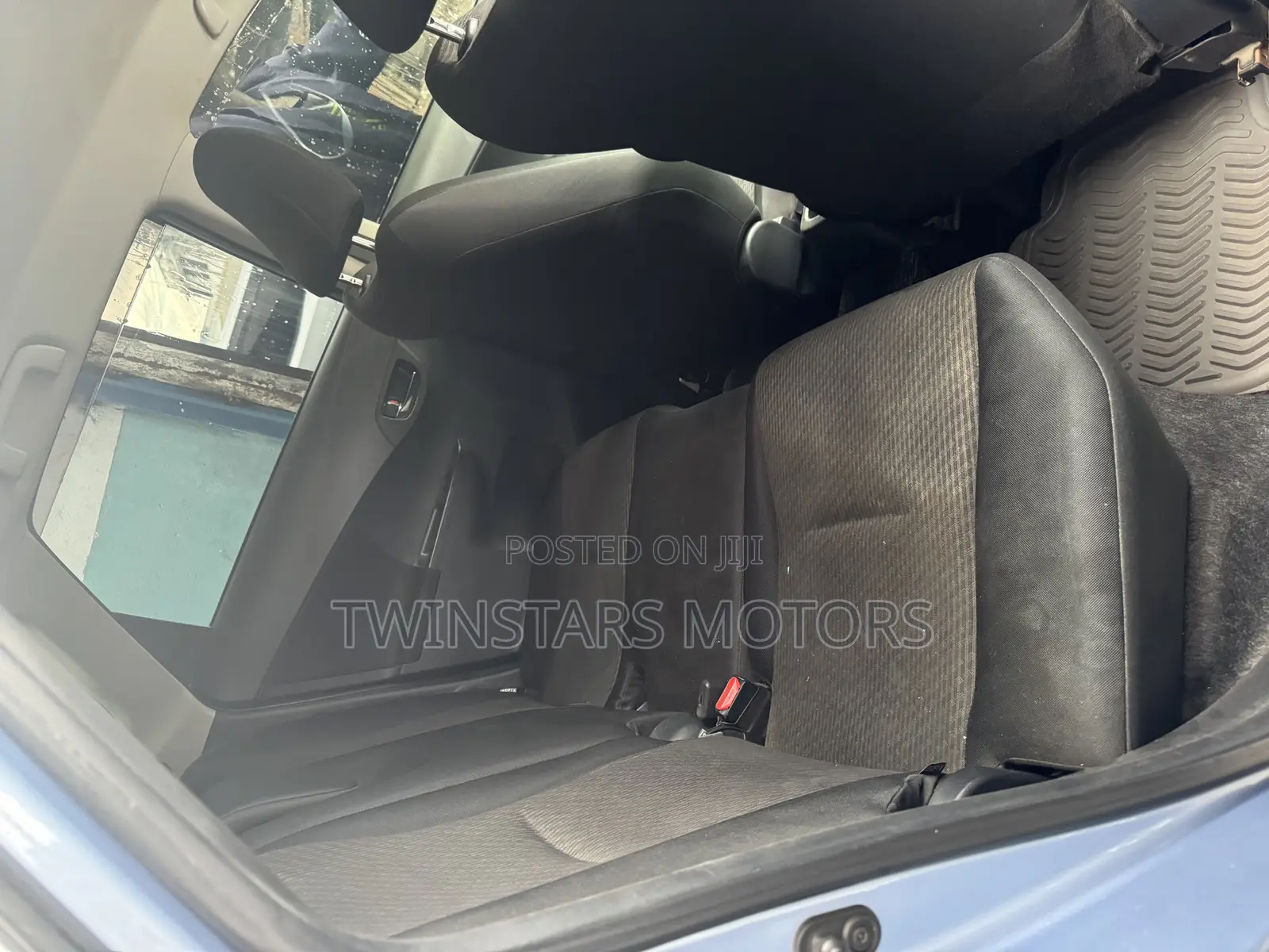 Toyota Ractis 1.5 FWD 2015 Blue