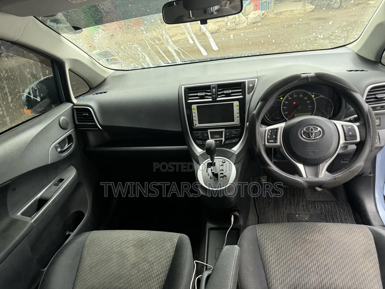Toyota Ractis 1.5 FWD 2015 Blue