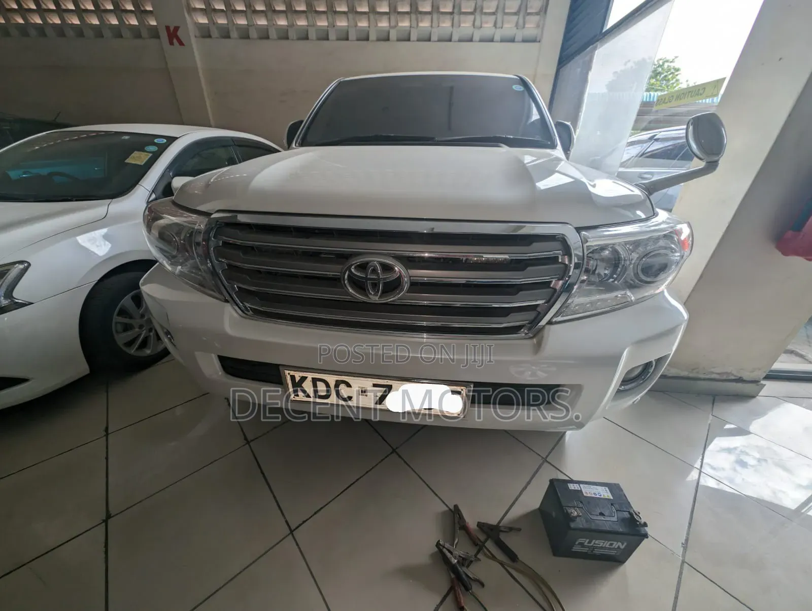 Toyota Land Cruiser 4.6 V8 ZX 2014 White