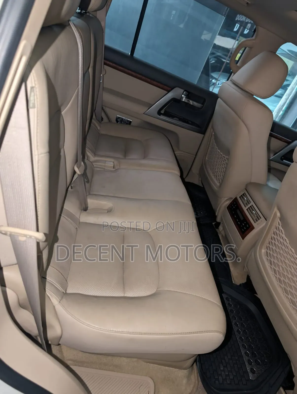 Toyota Land Cruiser 4.6 V8 ZX 2014 White