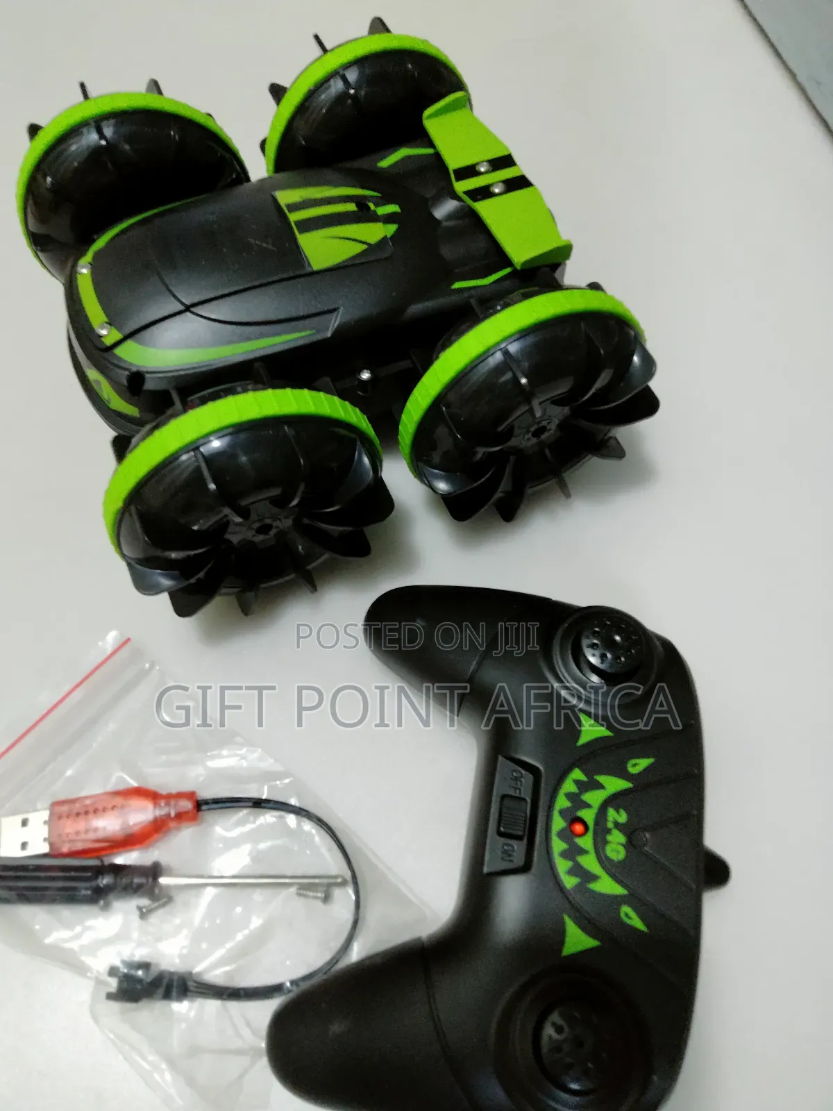 Rechargeable Stunt Toy Car for Kids