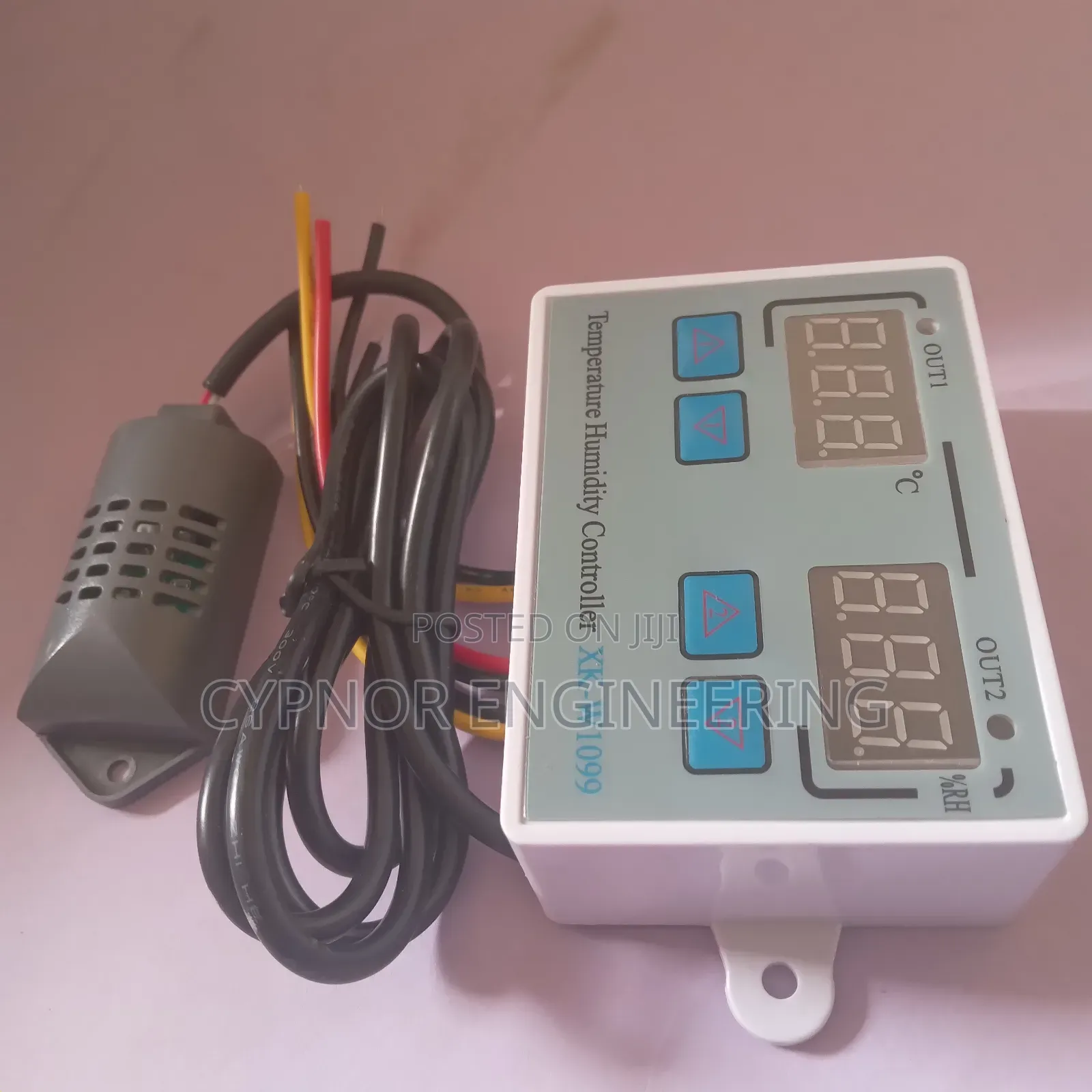 Thermostast With Hygrometer for Hatchers