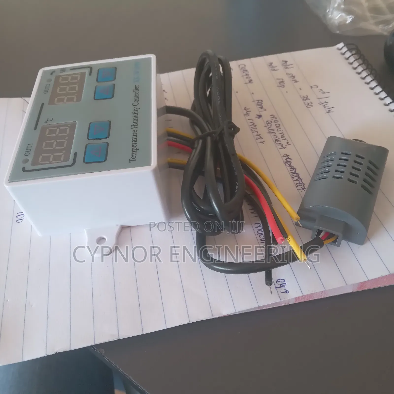 Thermostat and Hygrometer for Containers