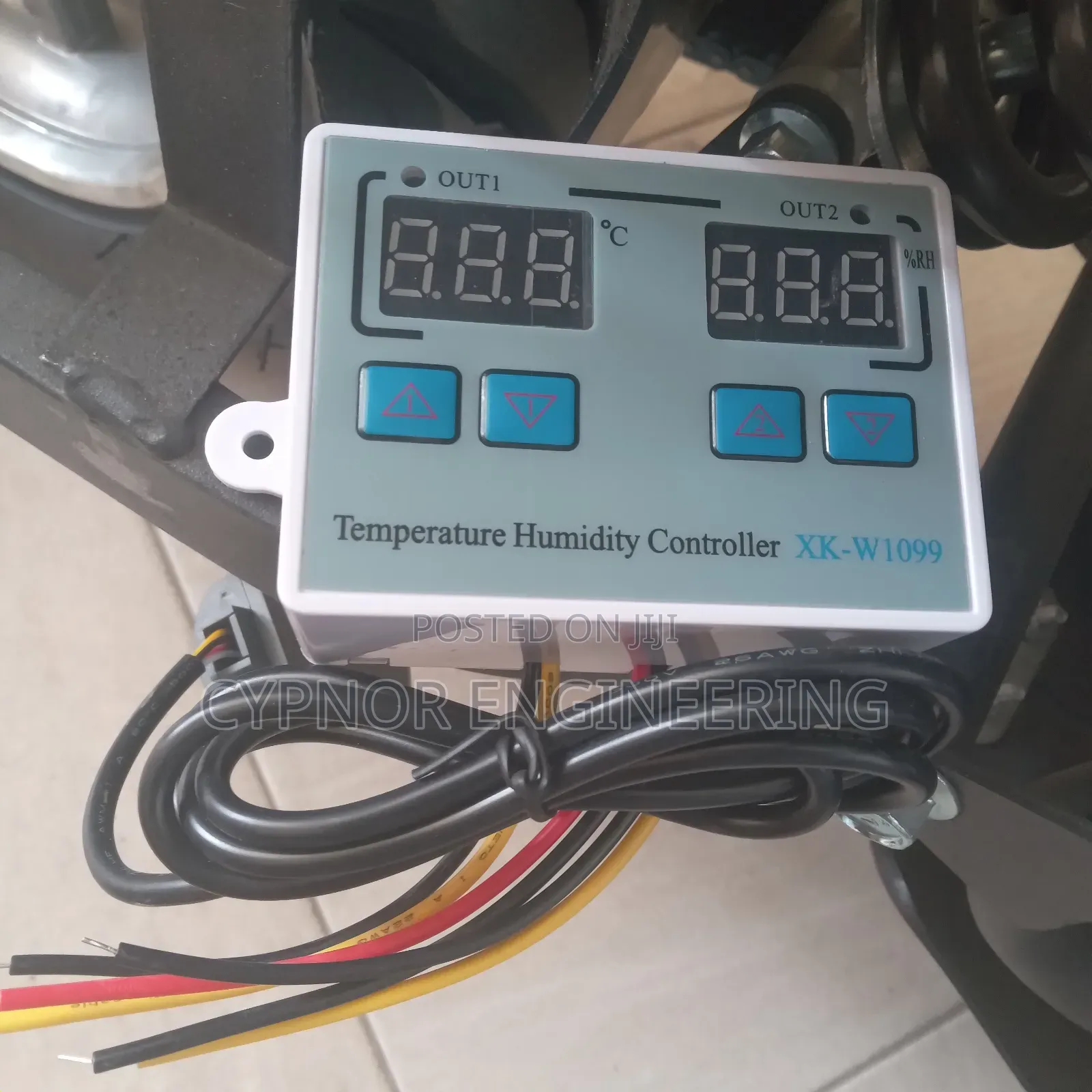 Room Hygrometer With Thermostat for Control