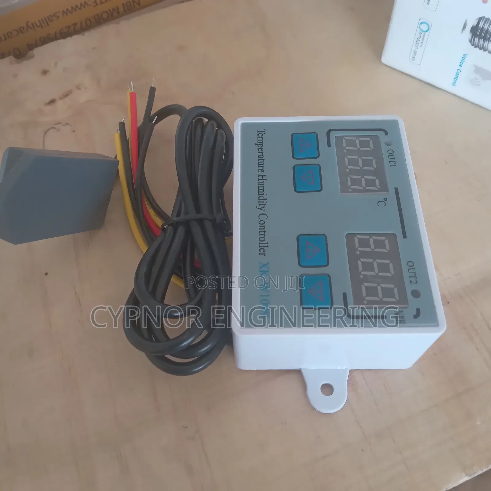 Incubator Thermostat With Hygrometer System