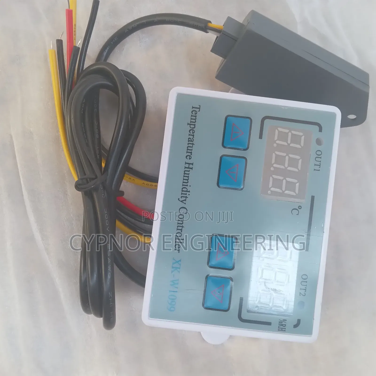 Incubator Hygrometer and Thermostat Device