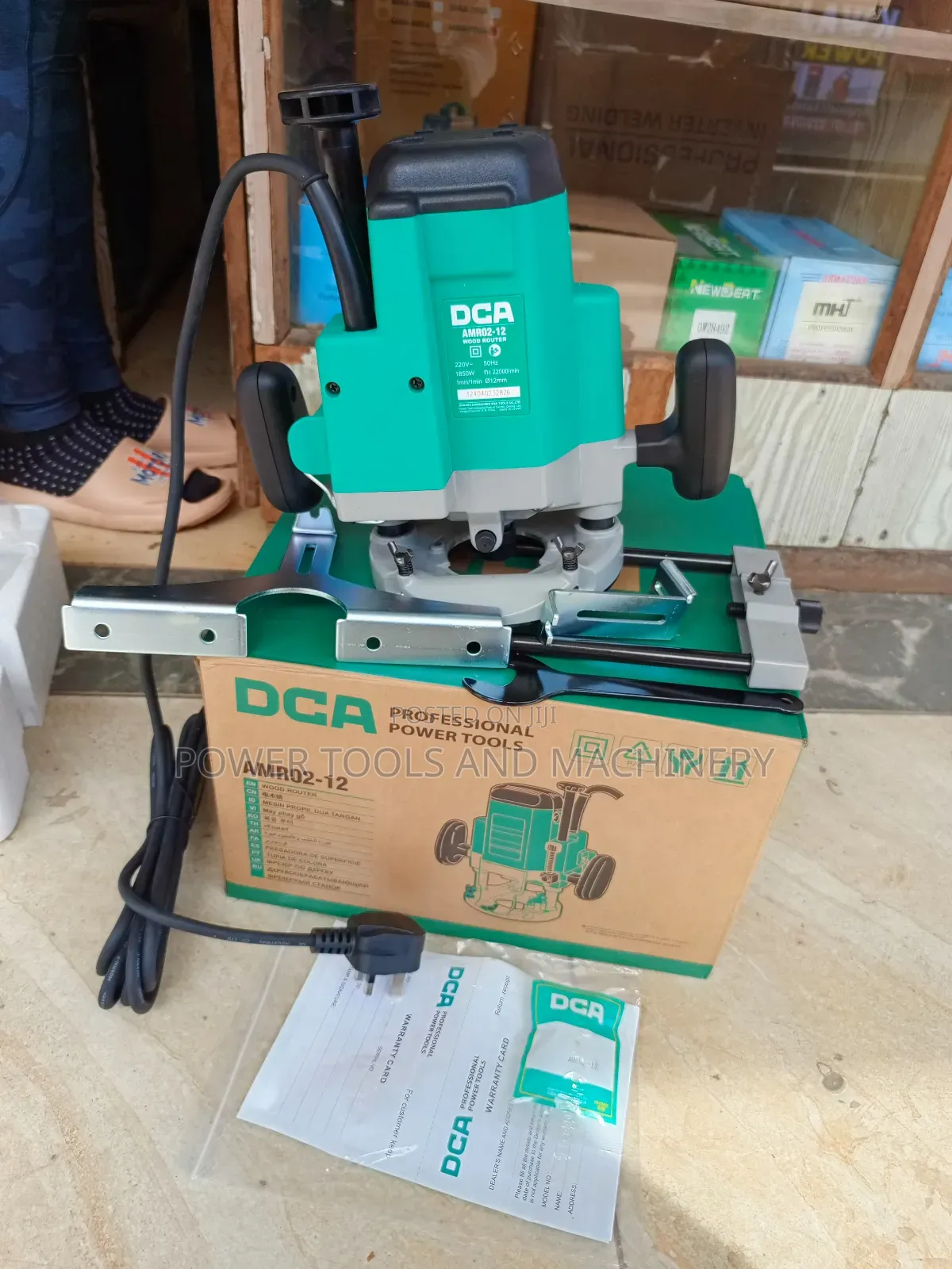 AMR02_12 DCA Wood Router 1850watts