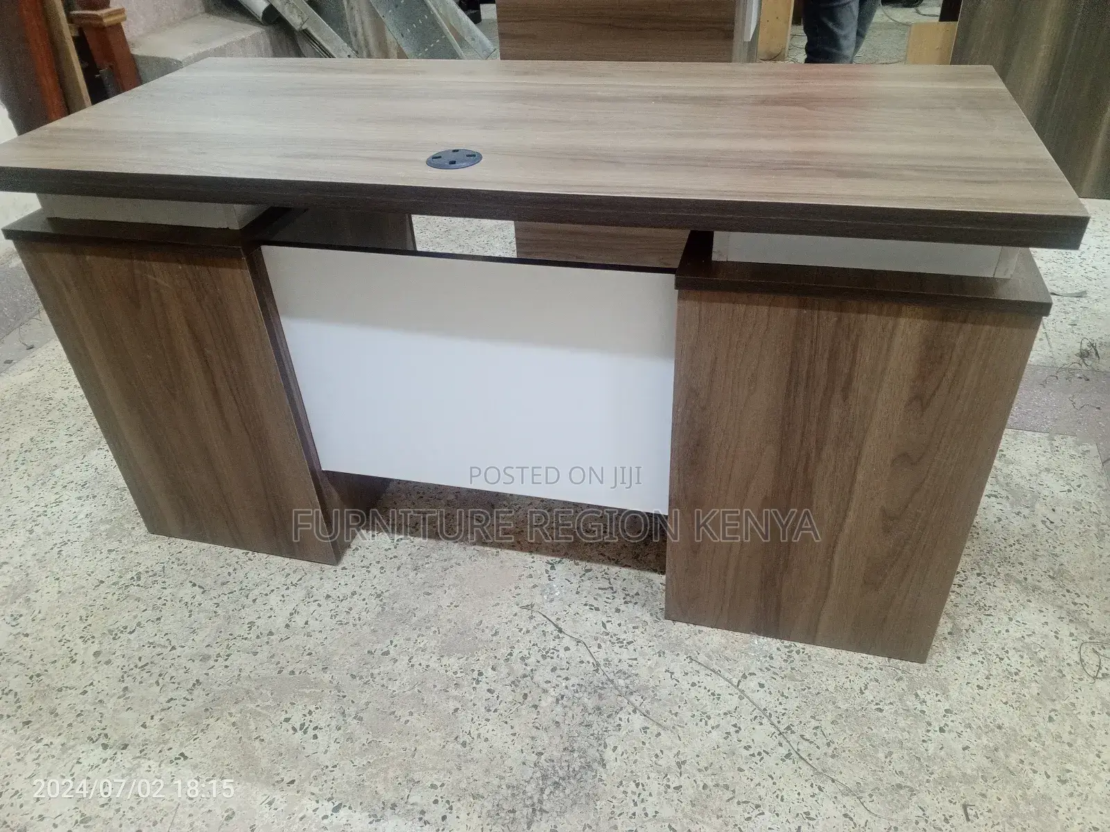 Office Desk 1.4m