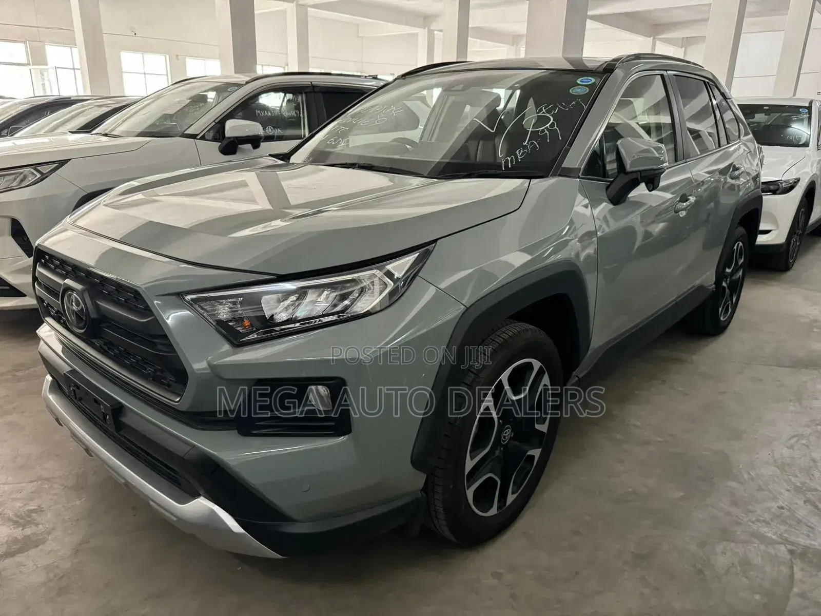 Toyota RAV4 Adventure 2019 Green