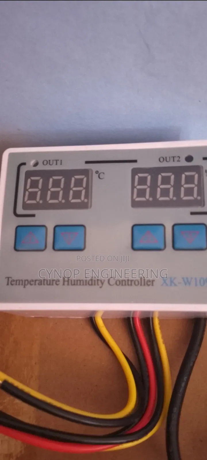 Lab Thermostat With Hygrometer Control