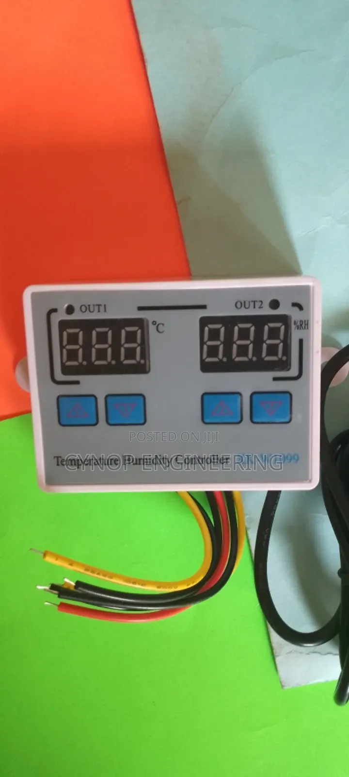 Store Hygrometer and Thermostat Device