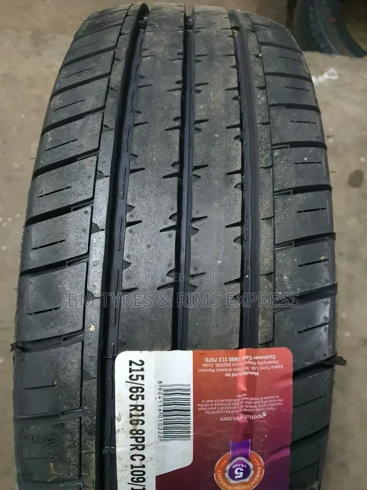 215 /65 R16 Apollo TYRES (Commercial)