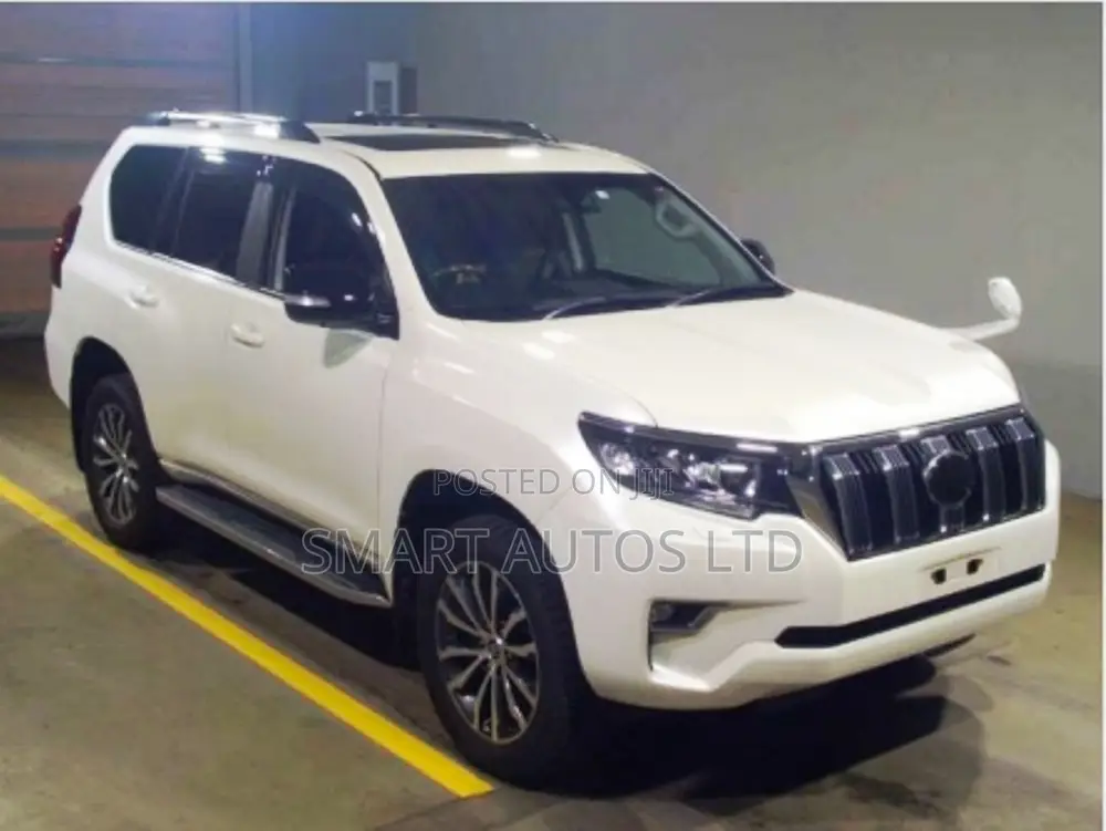 Toyota Land Cruiser Prado 2.8 2018 White