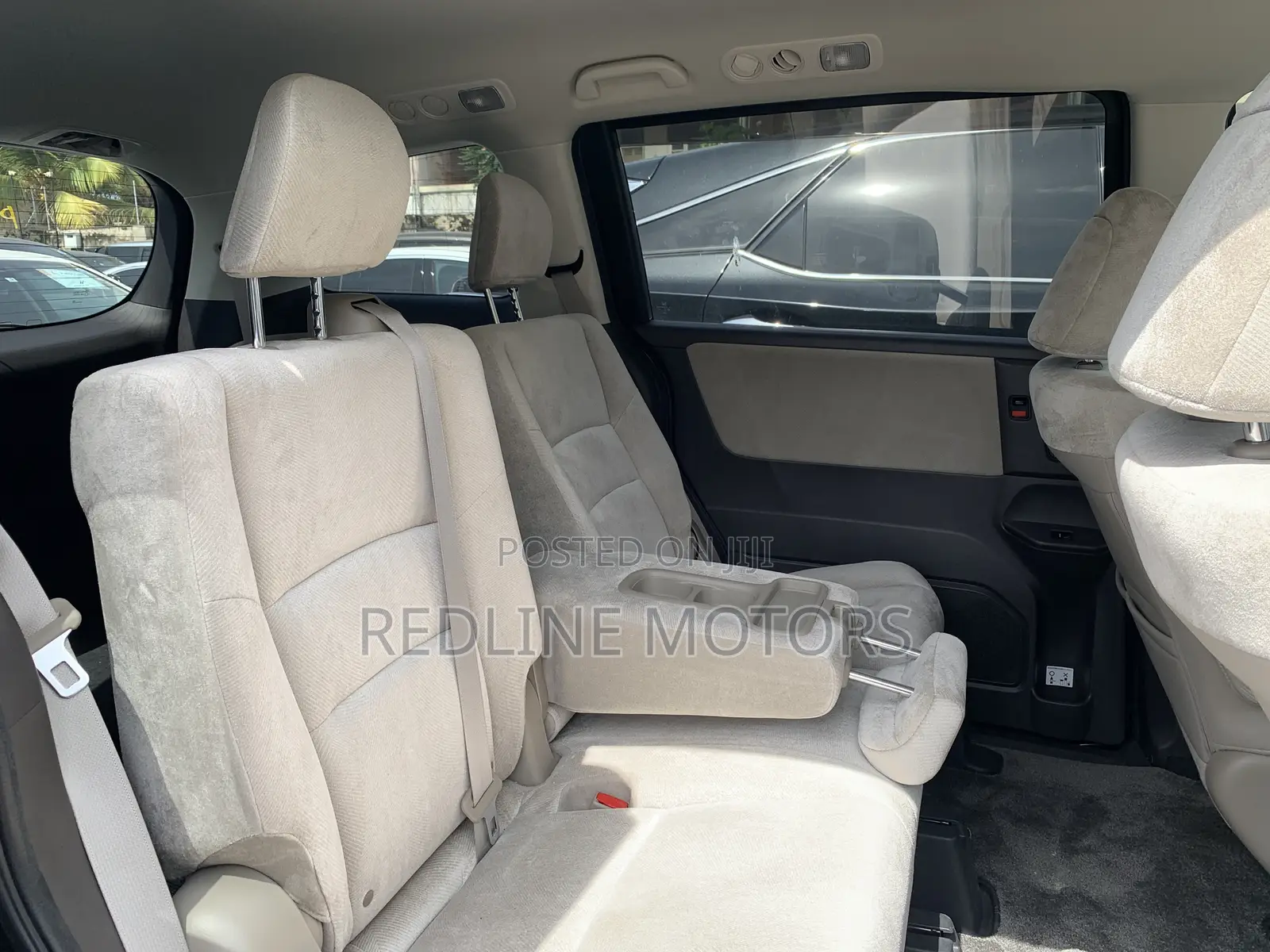 Honda Odyssey 2.0 Hybrid (7 seater) 2017 Gray