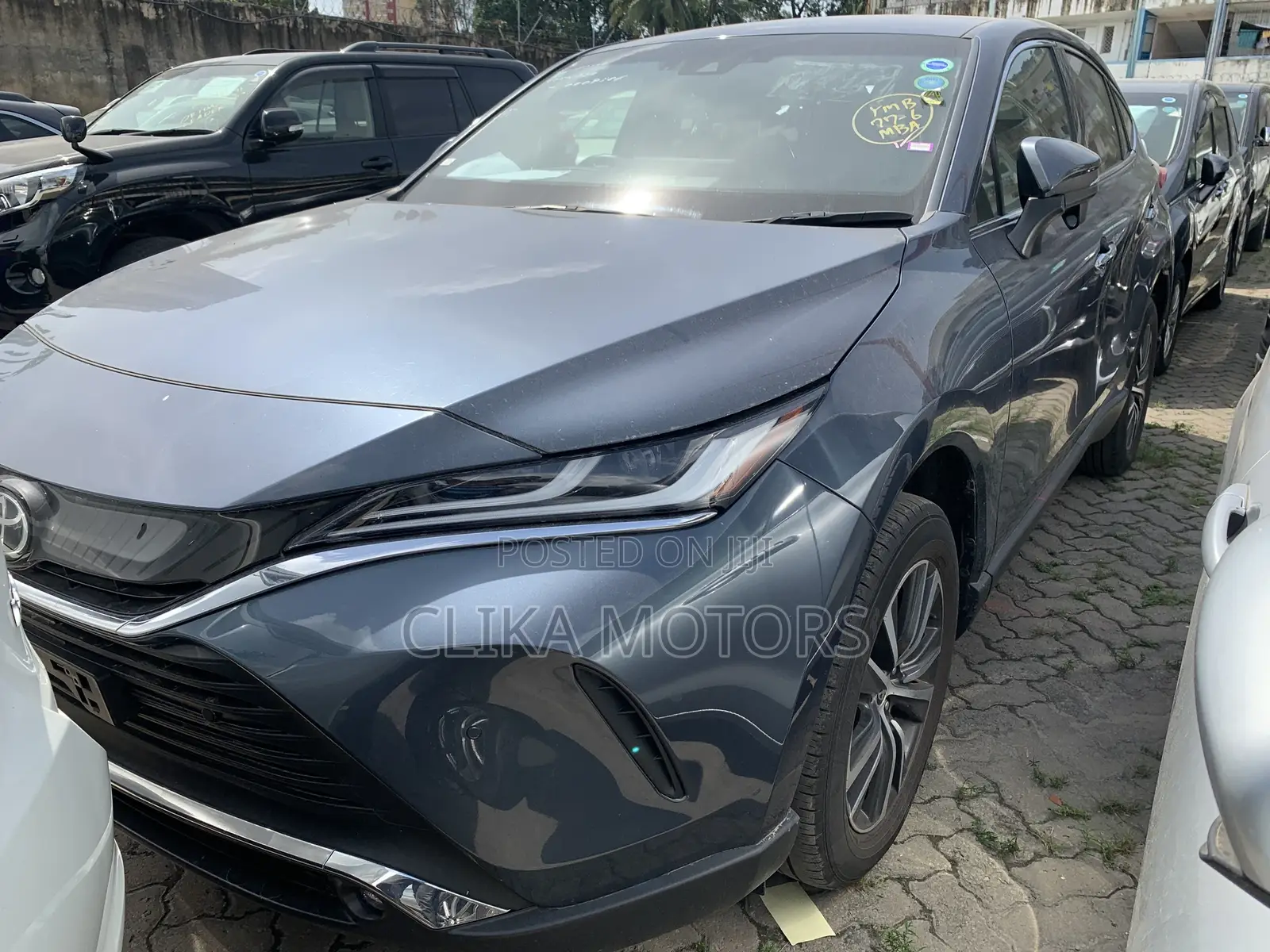 Toyota Harrier 2.0 2020 Silver