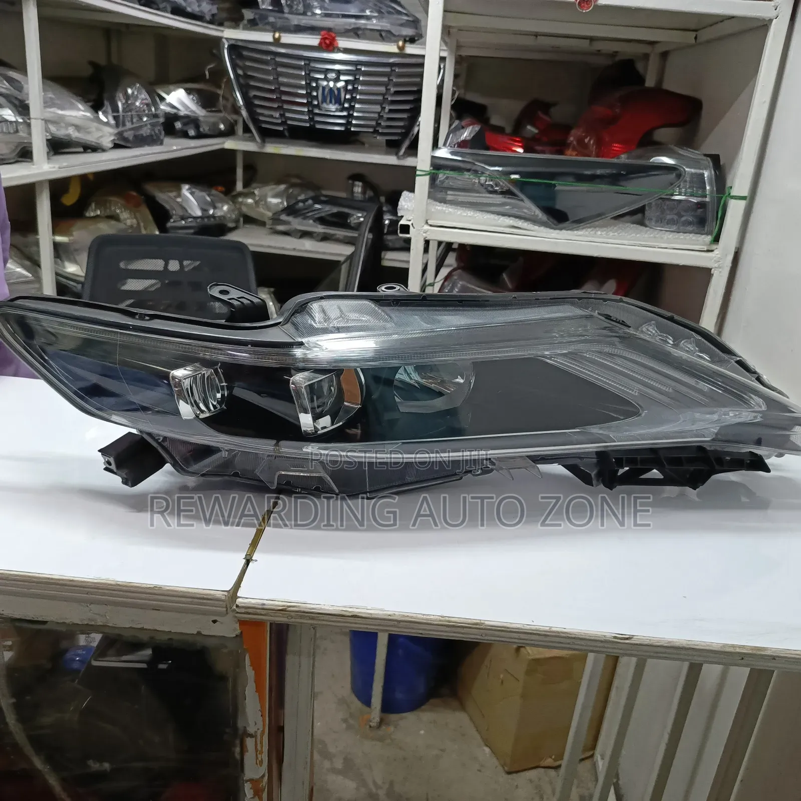 Harrier New 47_148 Clean Clean Headlight Xenon.
