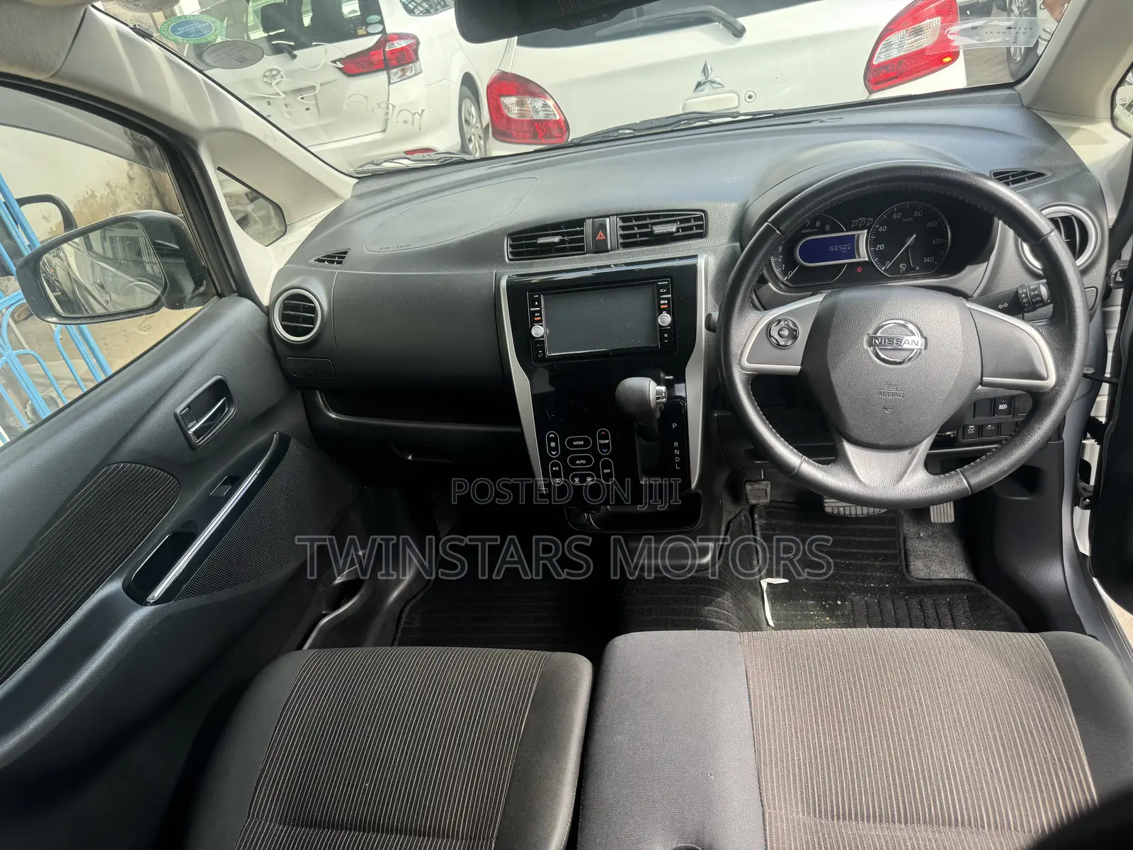 Nissan Dayz Highway Star G 2018 Silver