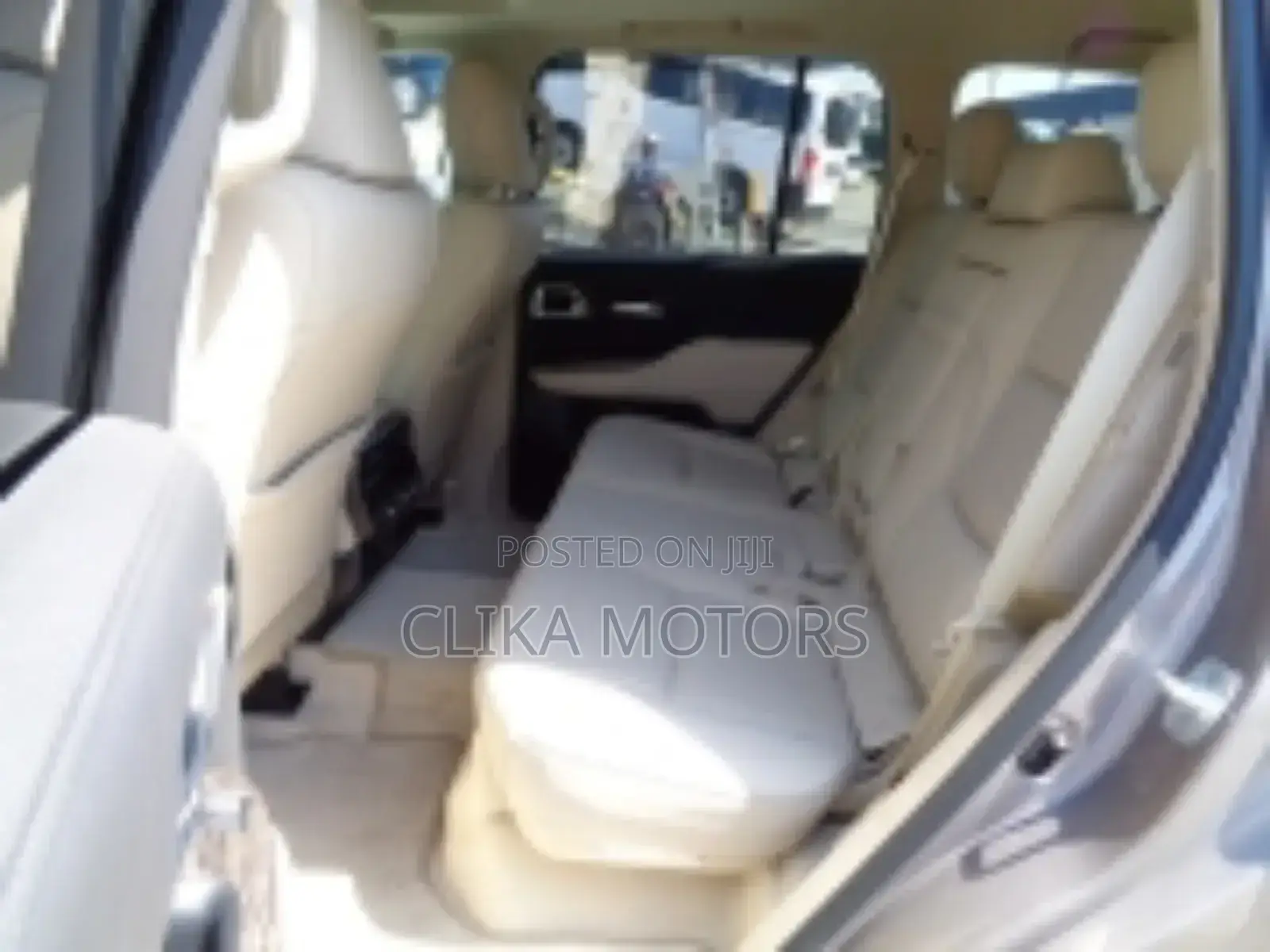 Toyota Land Cruiser 2023