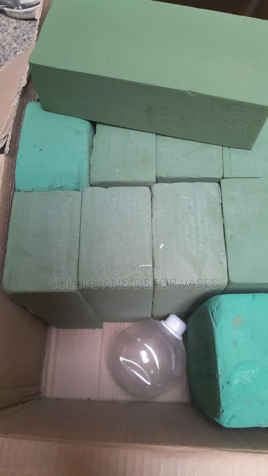 Oasis Green 20cm by 10cm for Flowers Setup