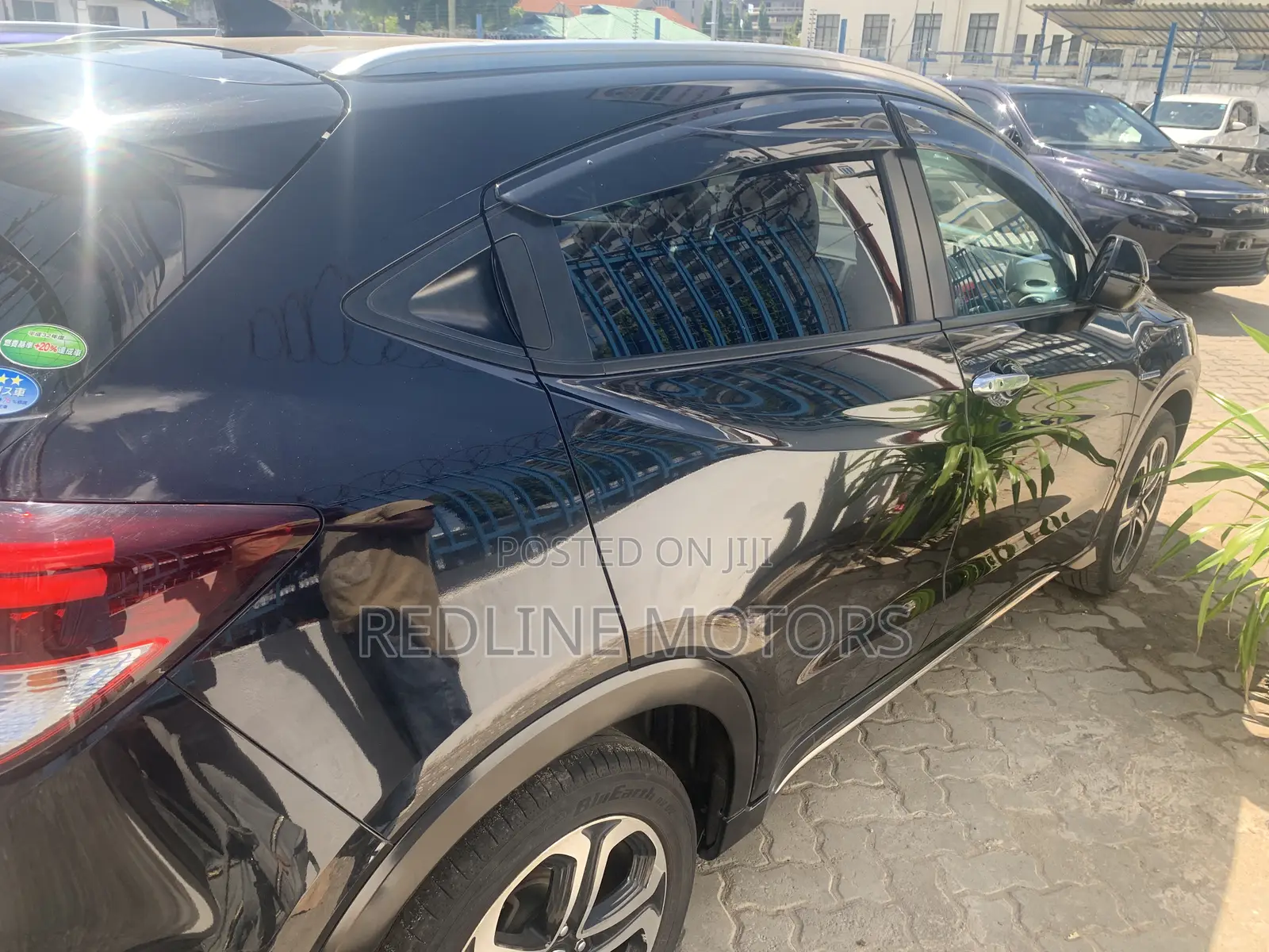 Honda Vezel 1.5 Hybrid 2WD 2017 Black