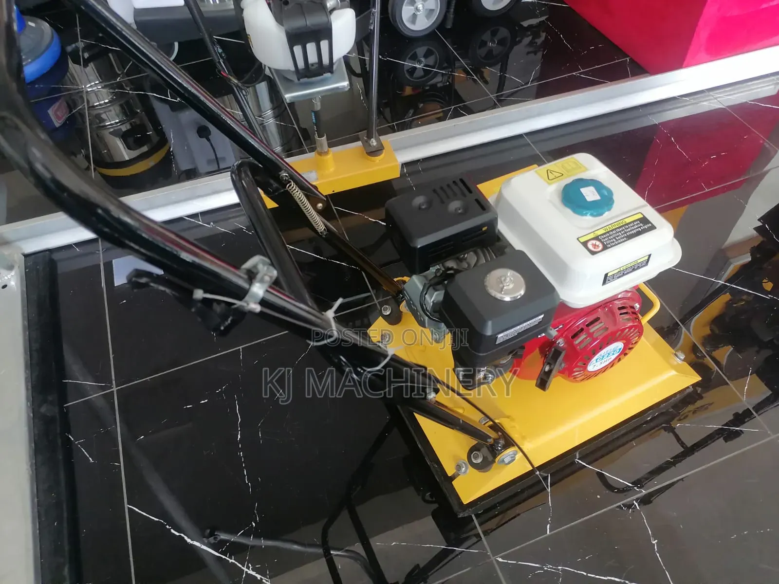 PLATE Compactor 80kg With Aico Japan Petrol Engine.