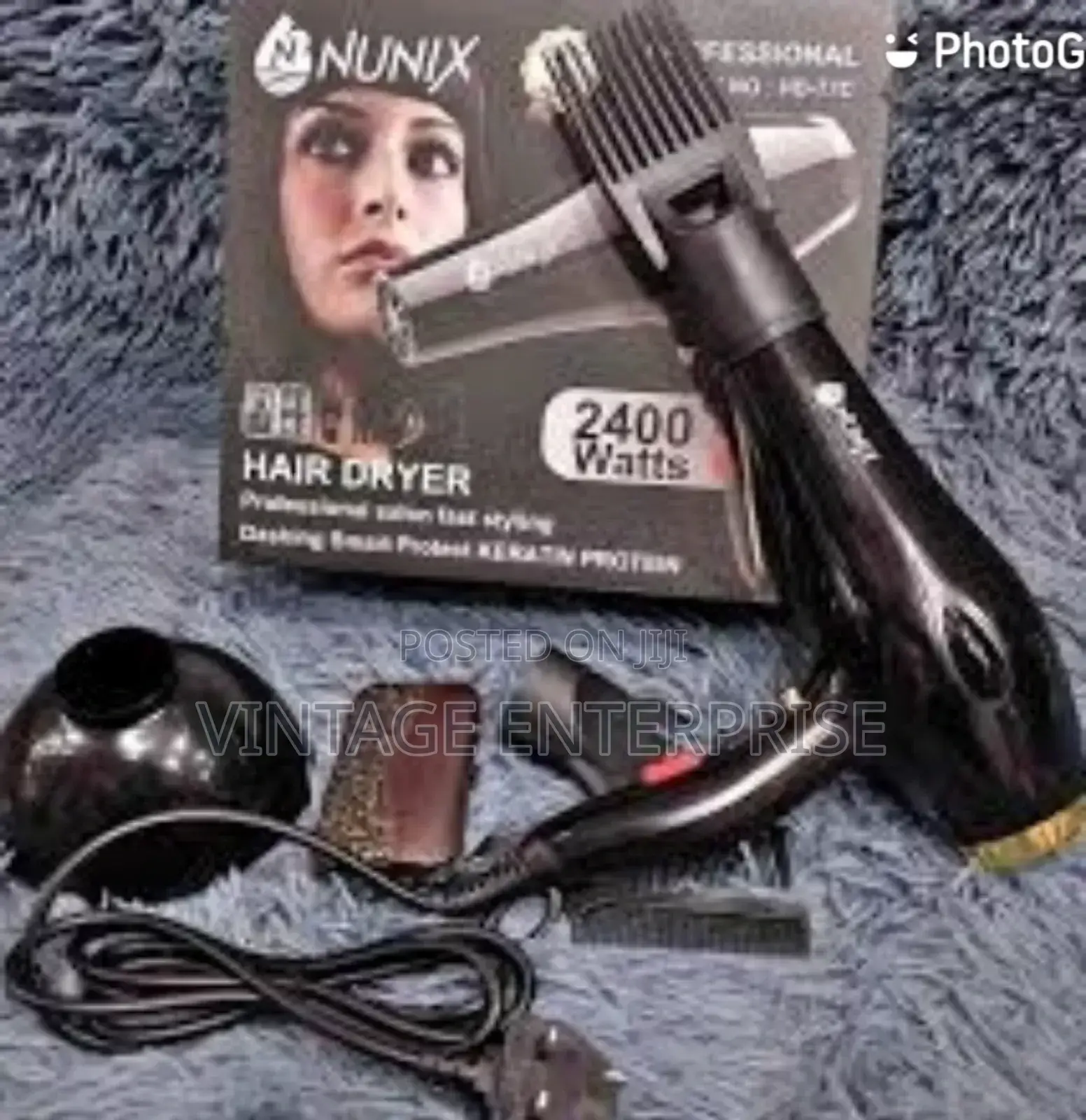 Nunix Blow Dryer With Accessories (2400wats Cap)