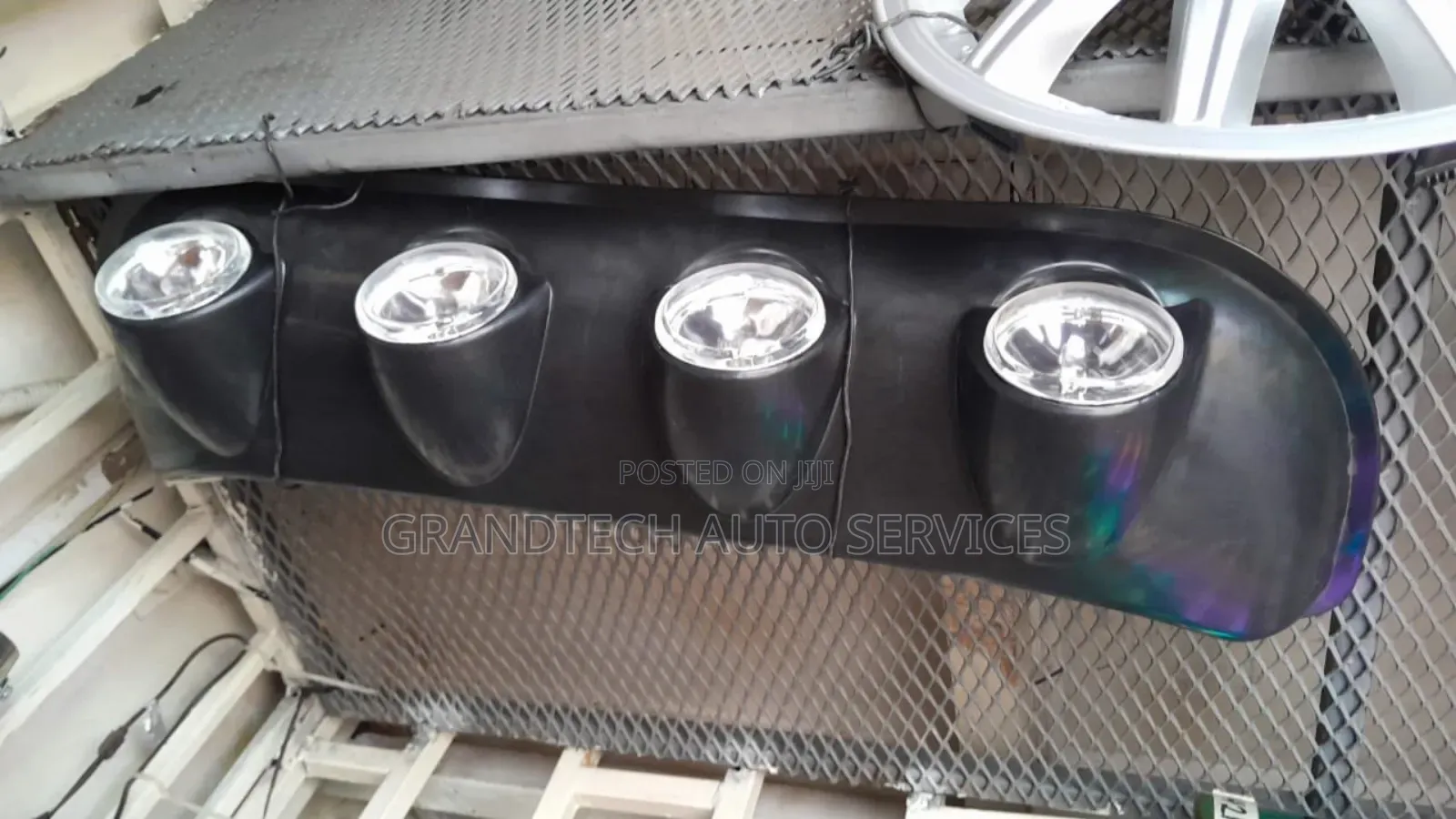 Universal Led CARMATE(WHITE)
