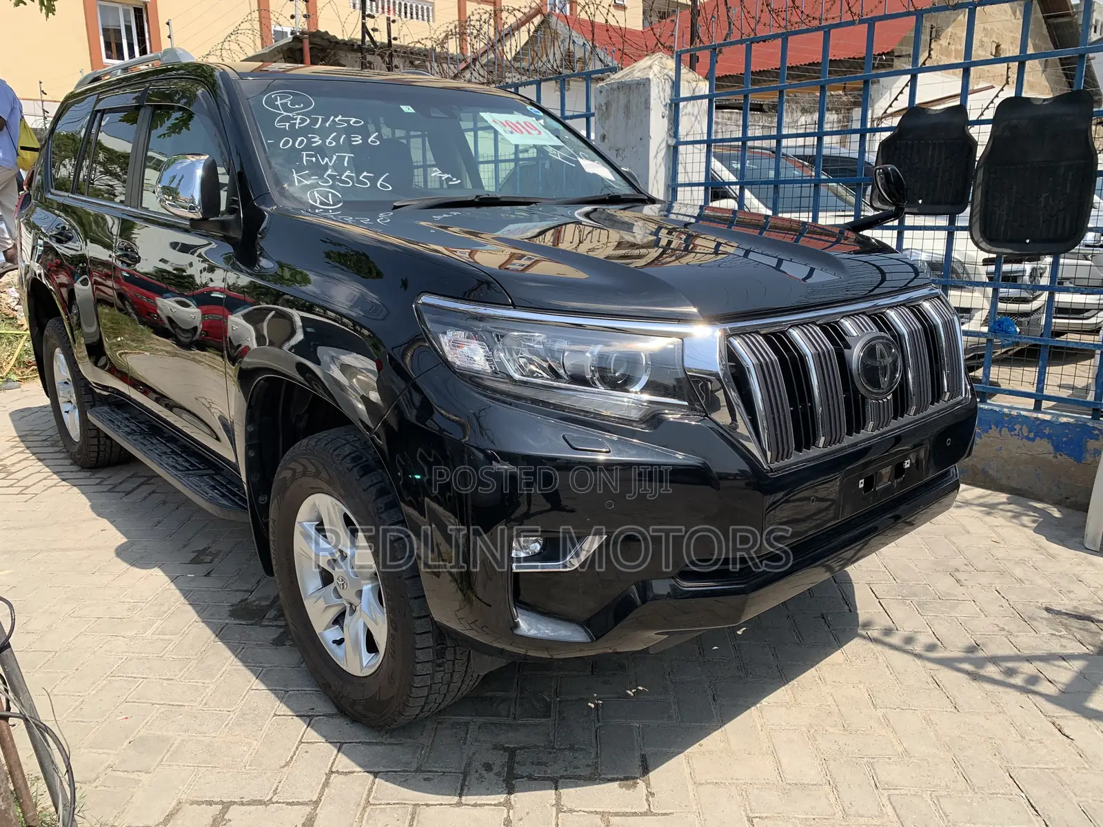 Toyota Land Cruiser Prado 2.8 2019 Matt Black
