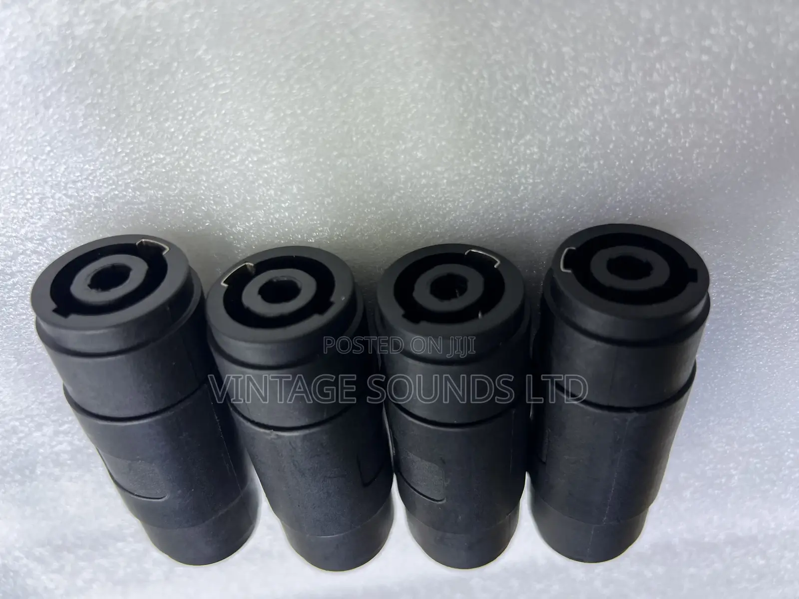 Female to 4 Pin Female Speakon Adapter for Audio Looping