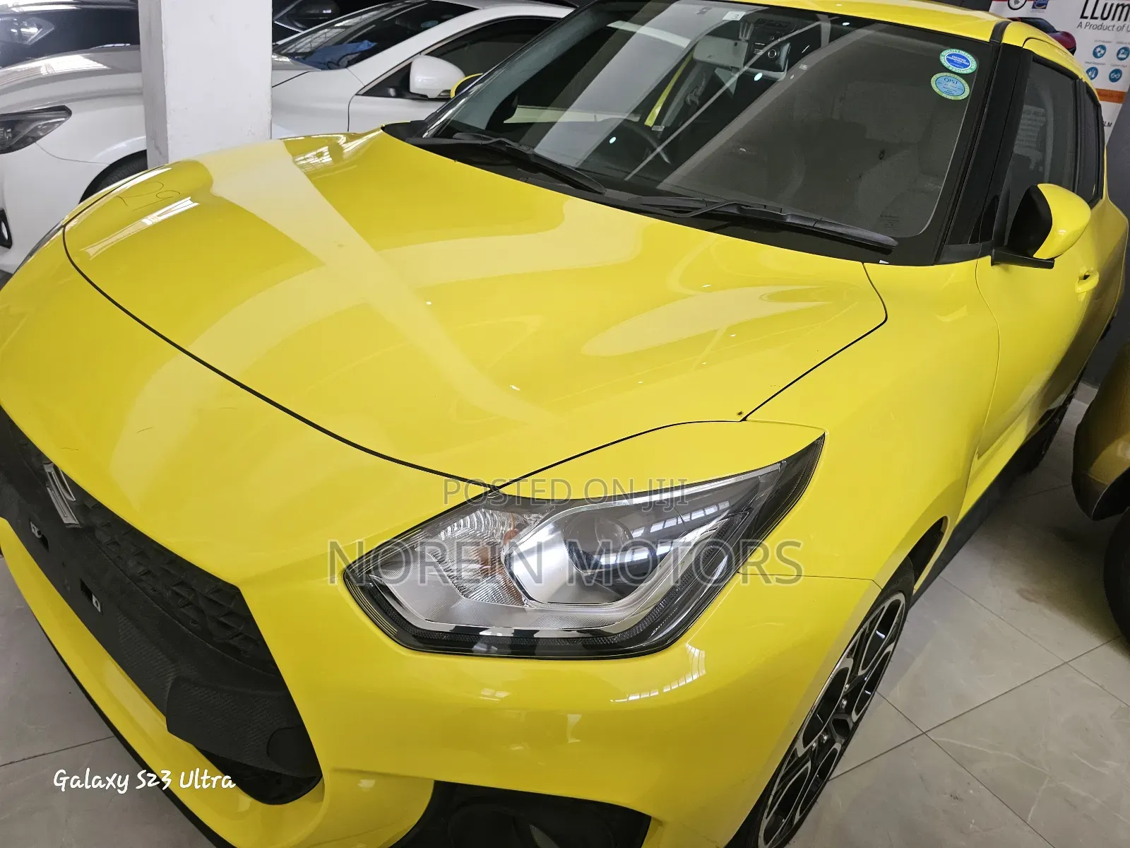 Suzuki Swift 2018 Yellow