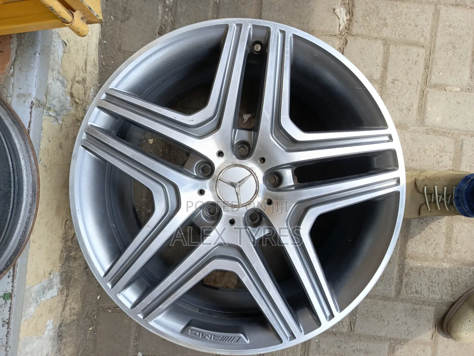 Size 20 Mercedes Benz Sport Rims Set