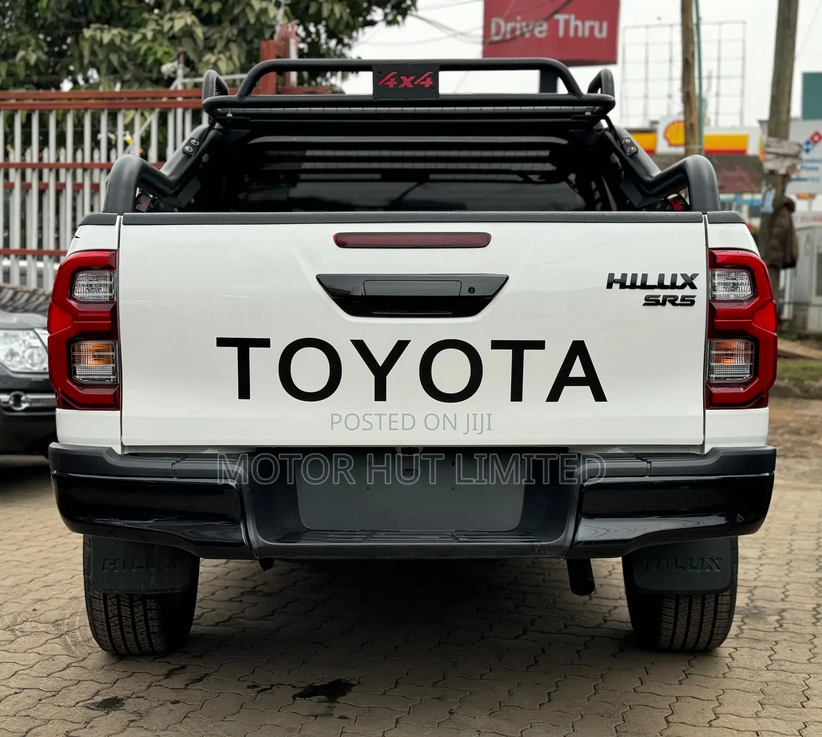 Toyota Hilux 2017 White