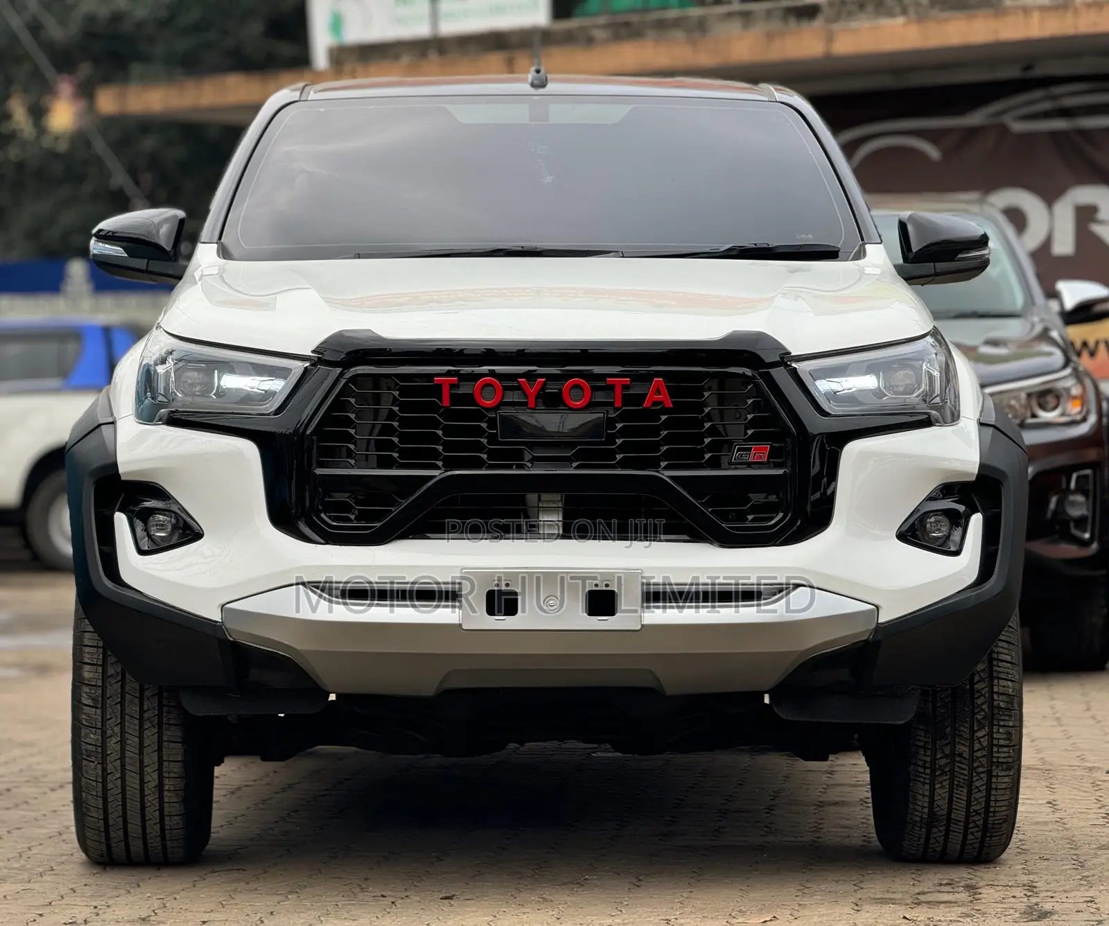 Toyota Hilux 2017 White