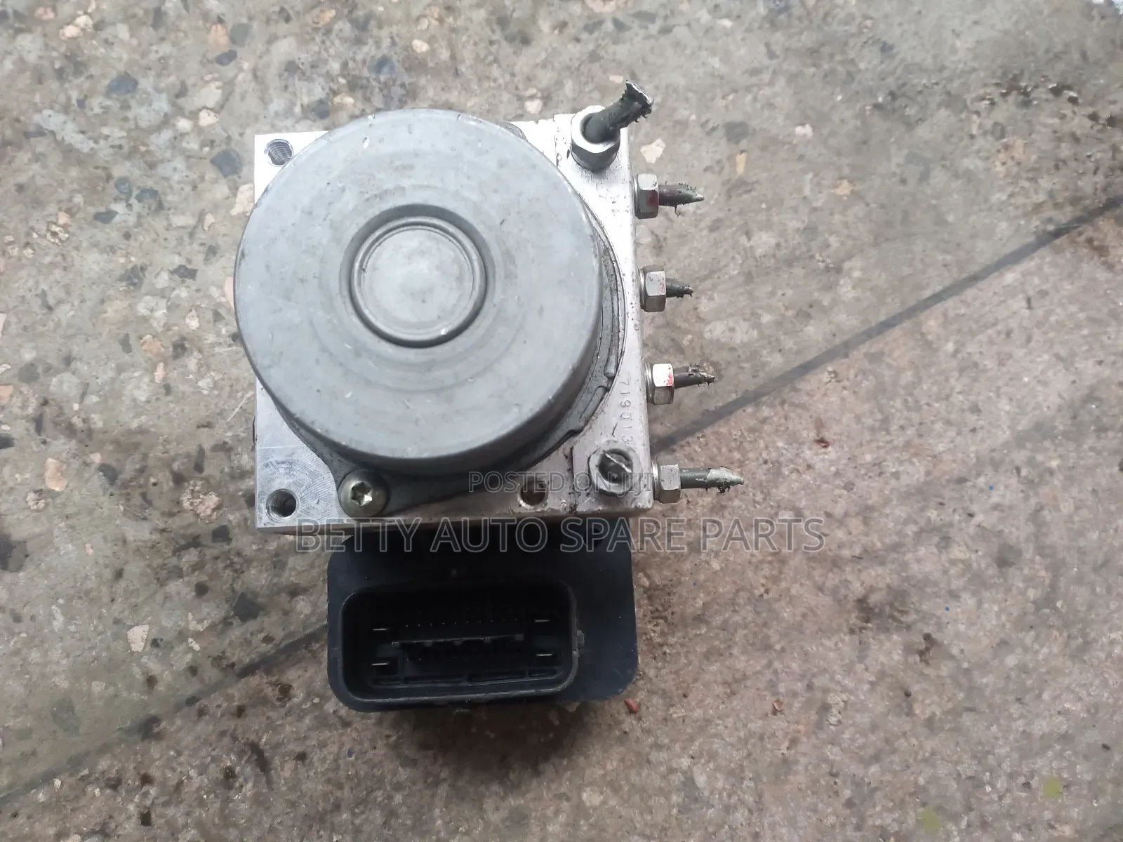 Toyota Ractis Abs Pump